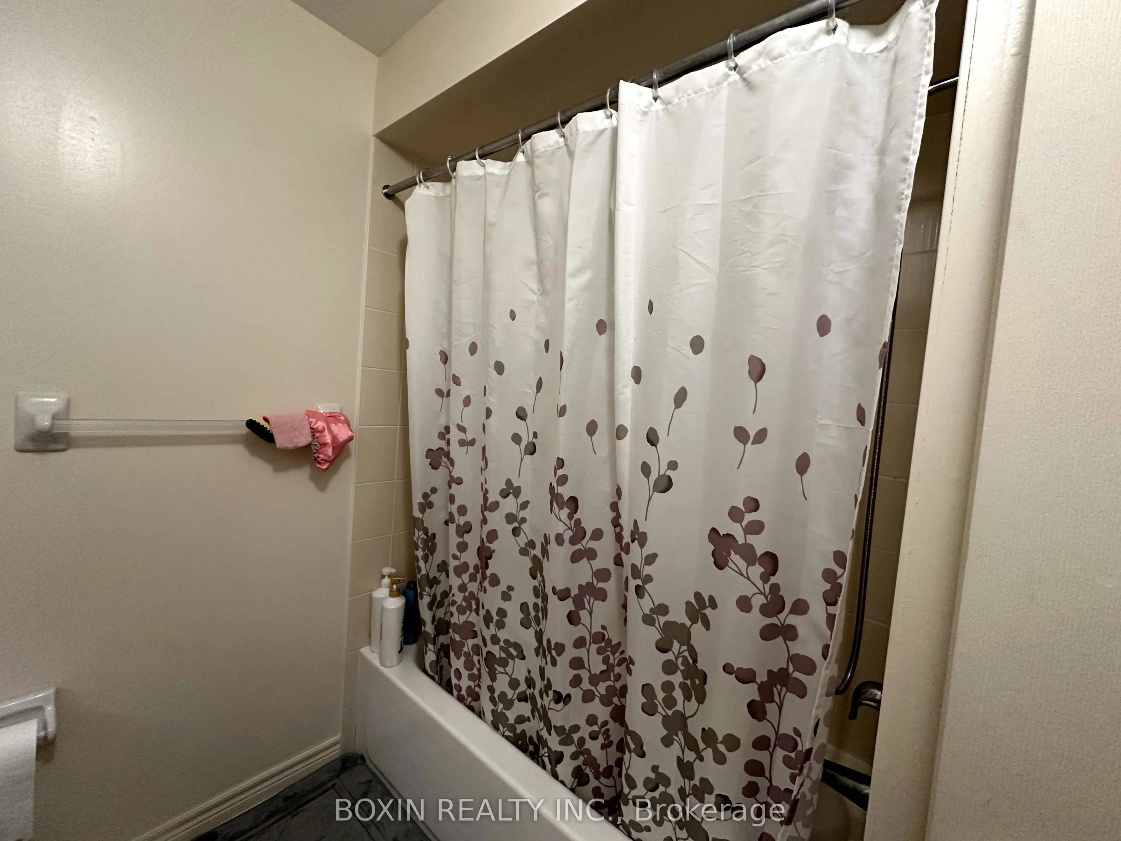19 Colesbrook Road