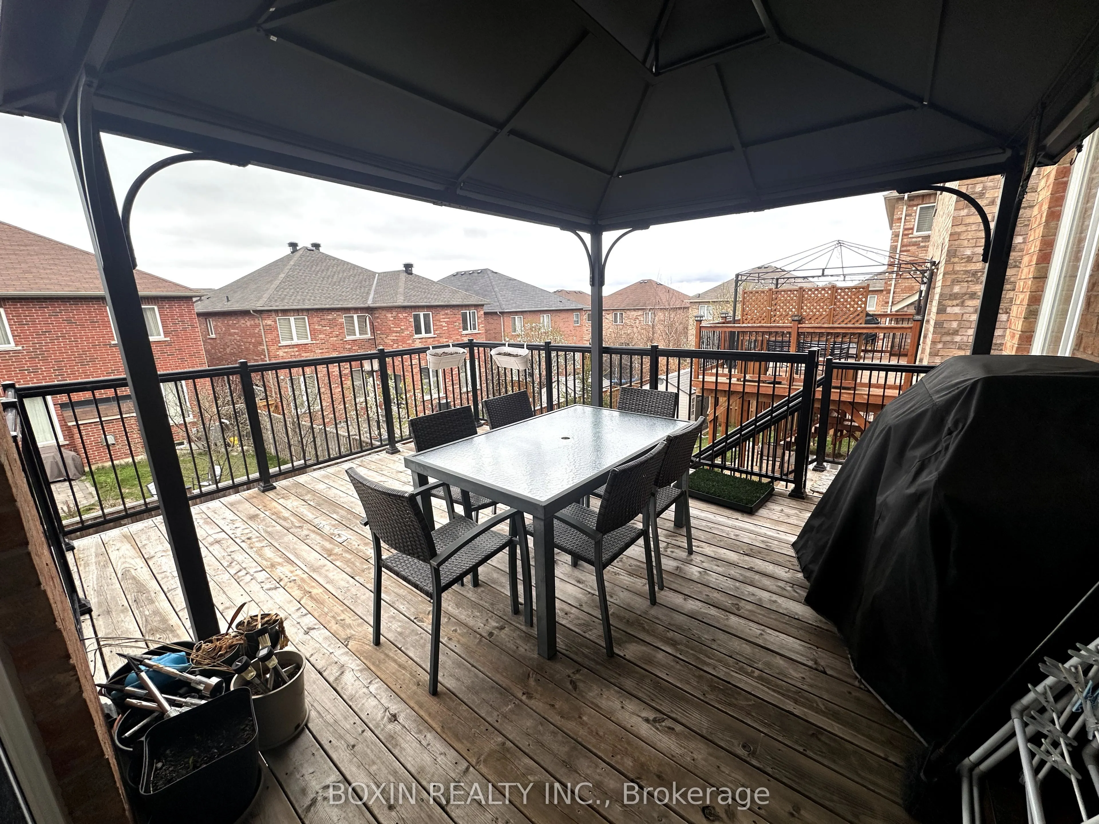 19 Colesbrook Road