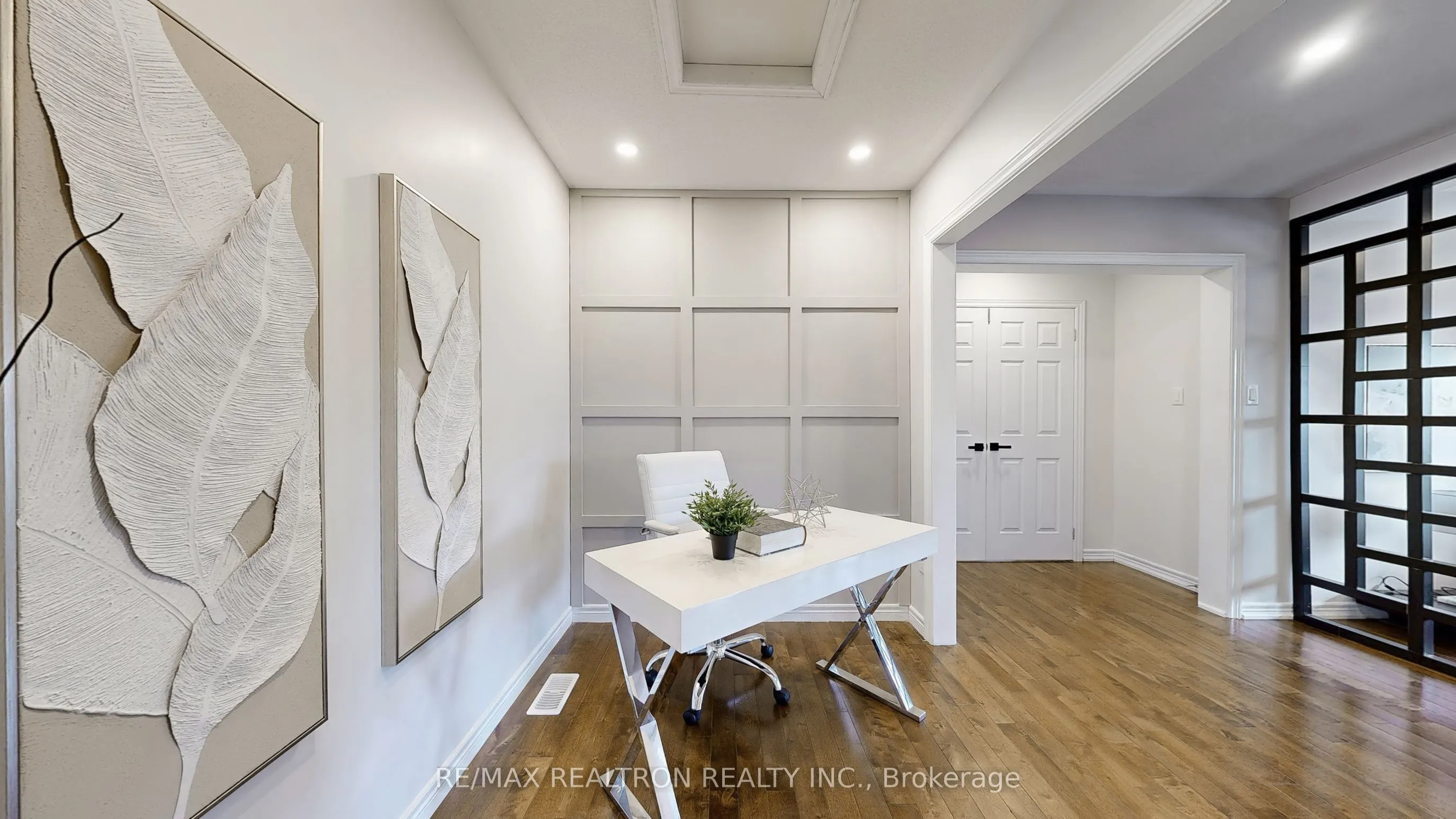 255 SELWYN Road