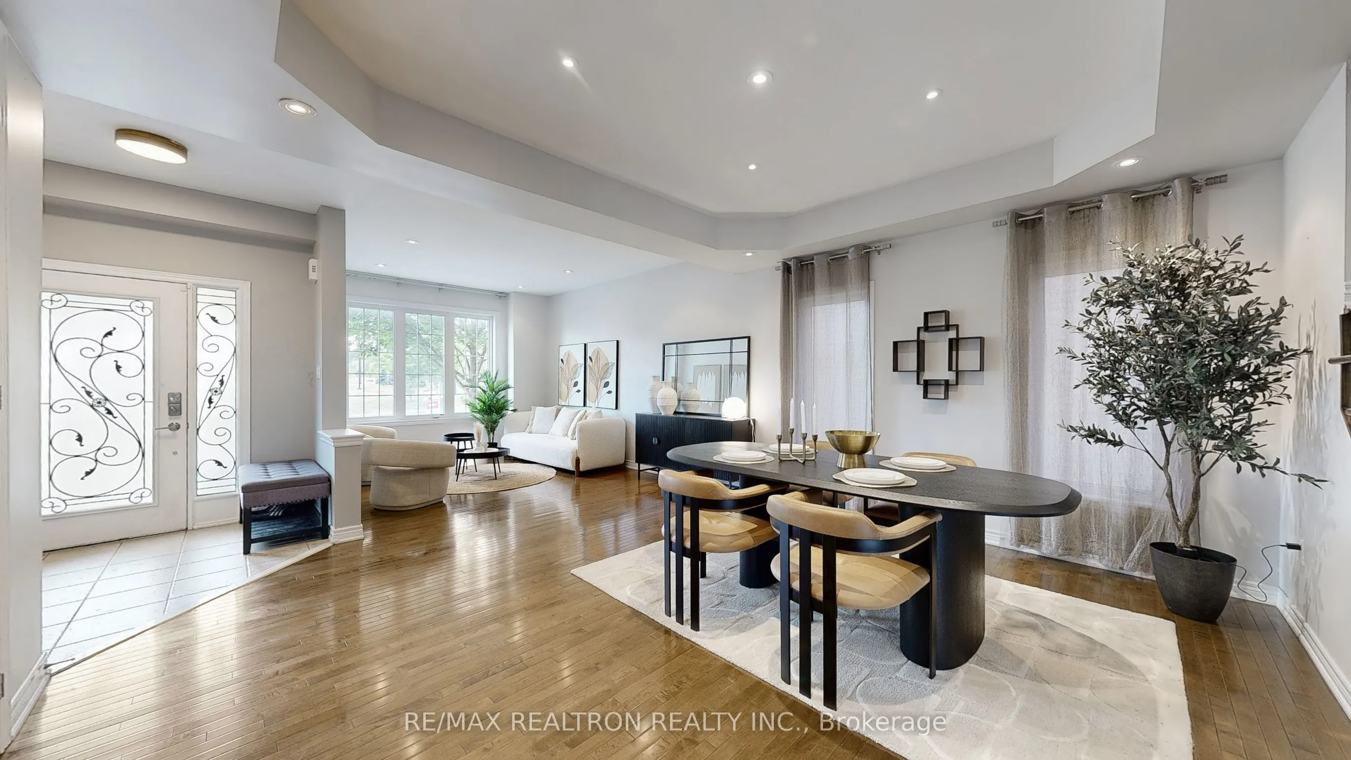 255 SELWYN Road