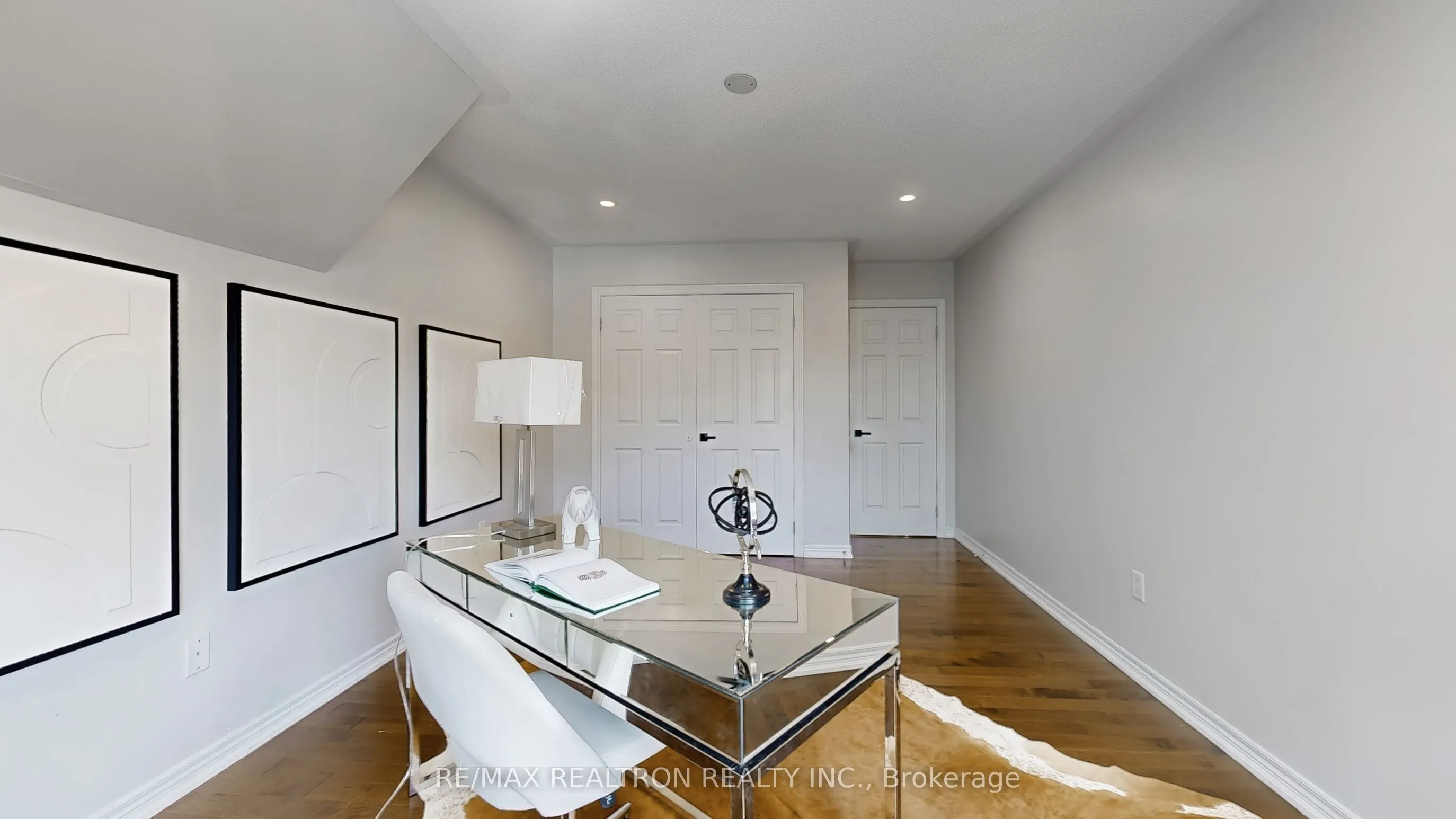 255 SELWYN Road