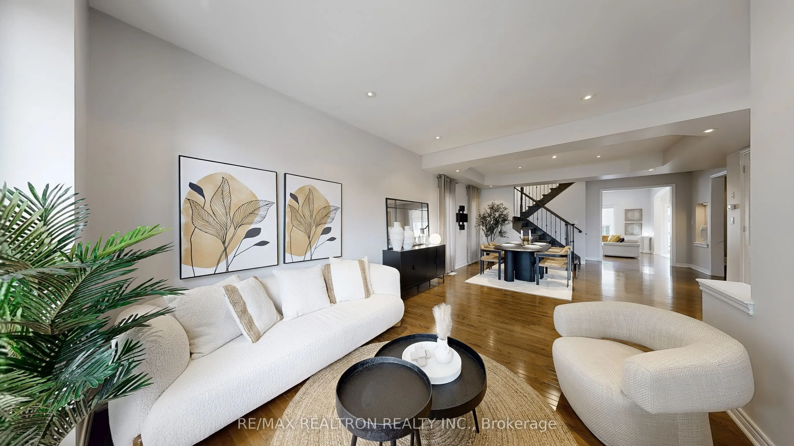 255 SELWYN Road