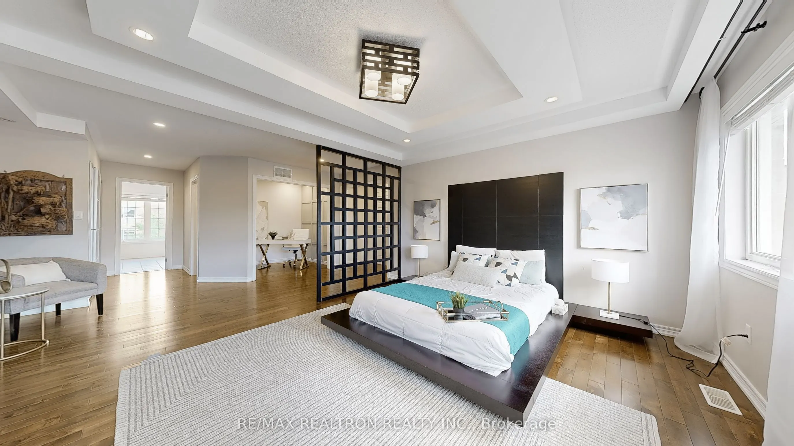 255 SELWYN Road