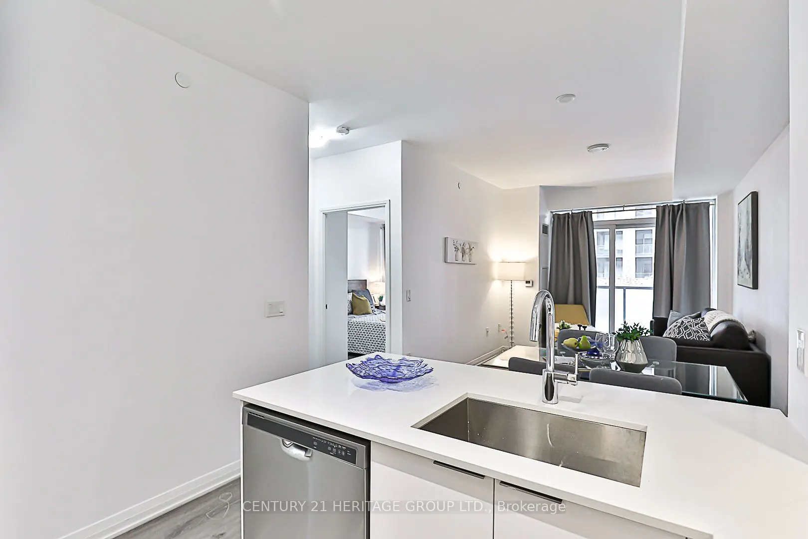 99 Eagle Rock Way, #226