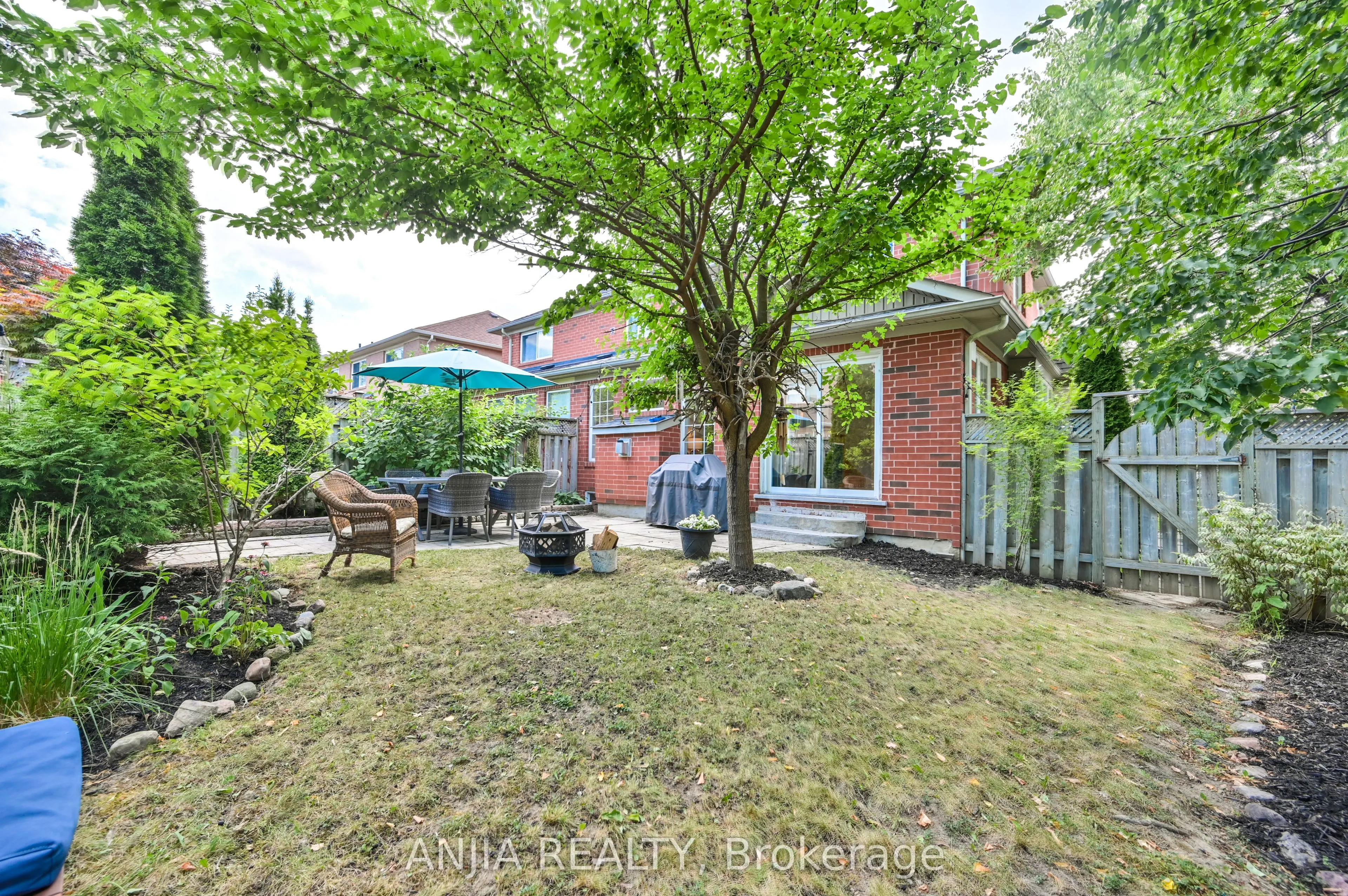 187 Roy Rainey Avenue