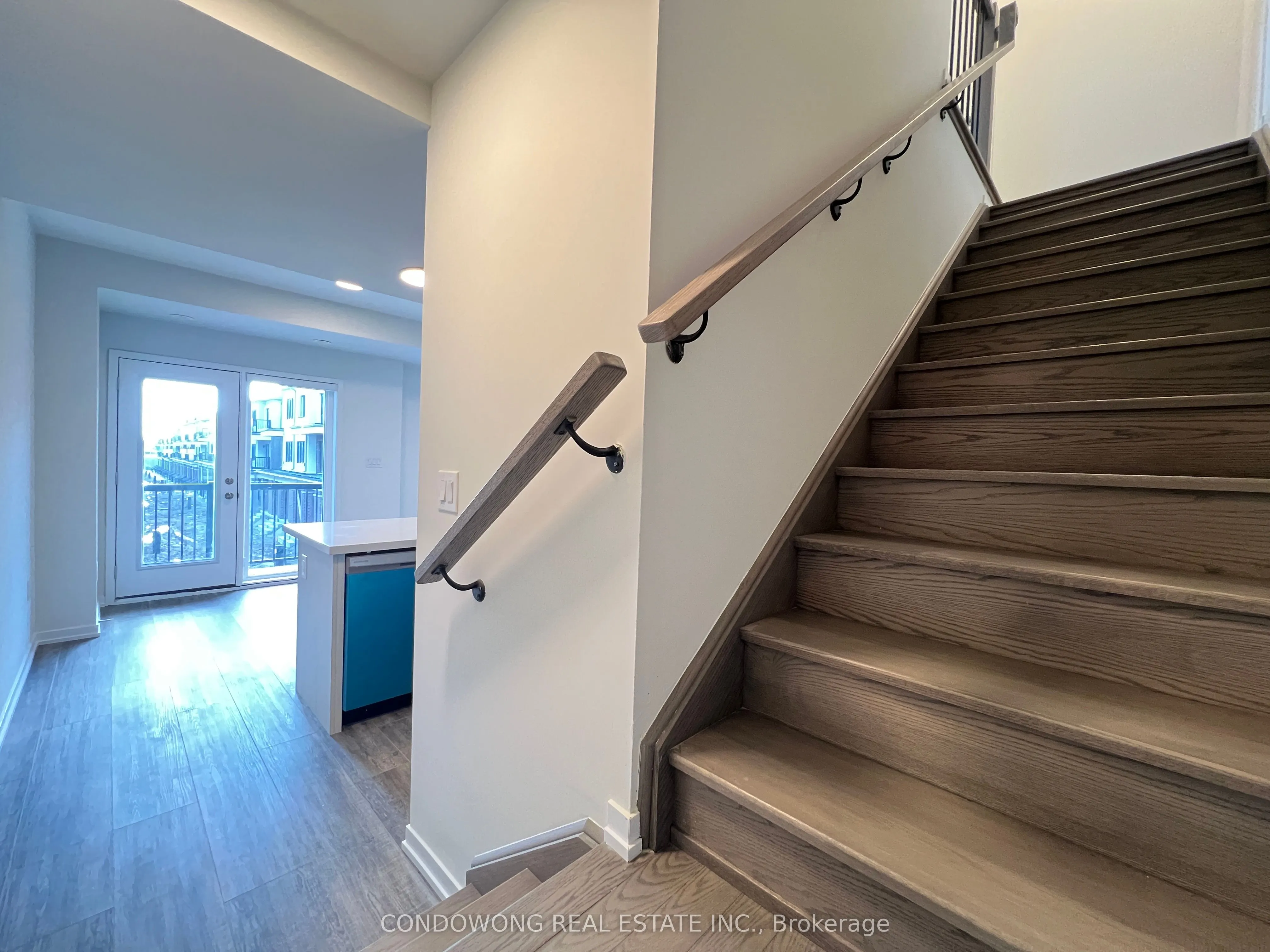 6 Matawin Lane, #141