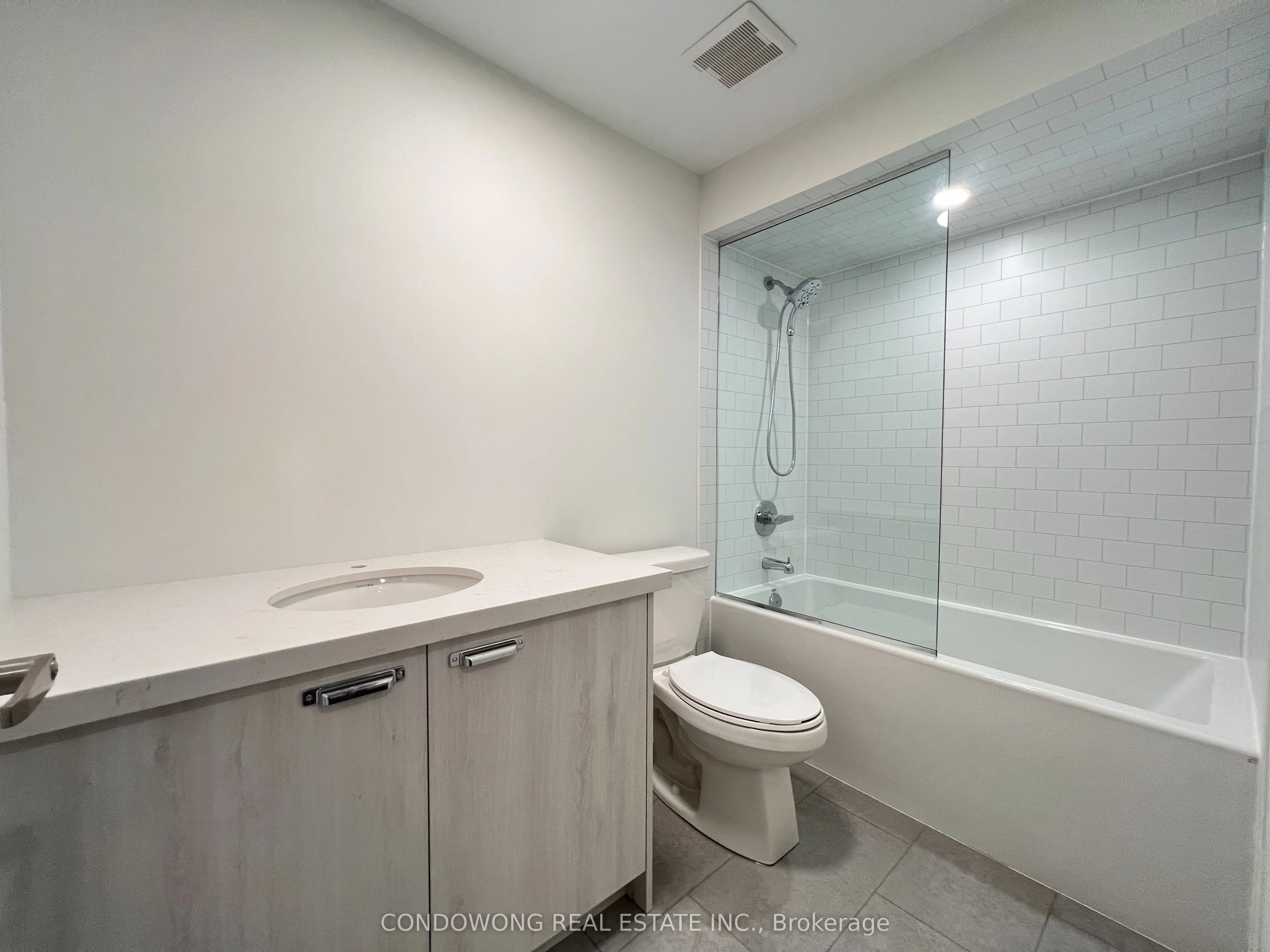 6 Matawin Lane, #141