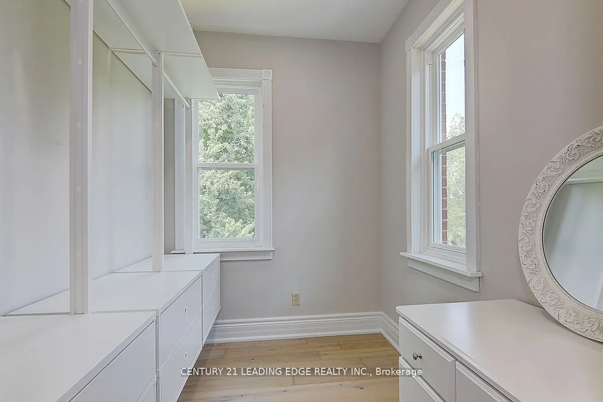 7 Maple View Lane
