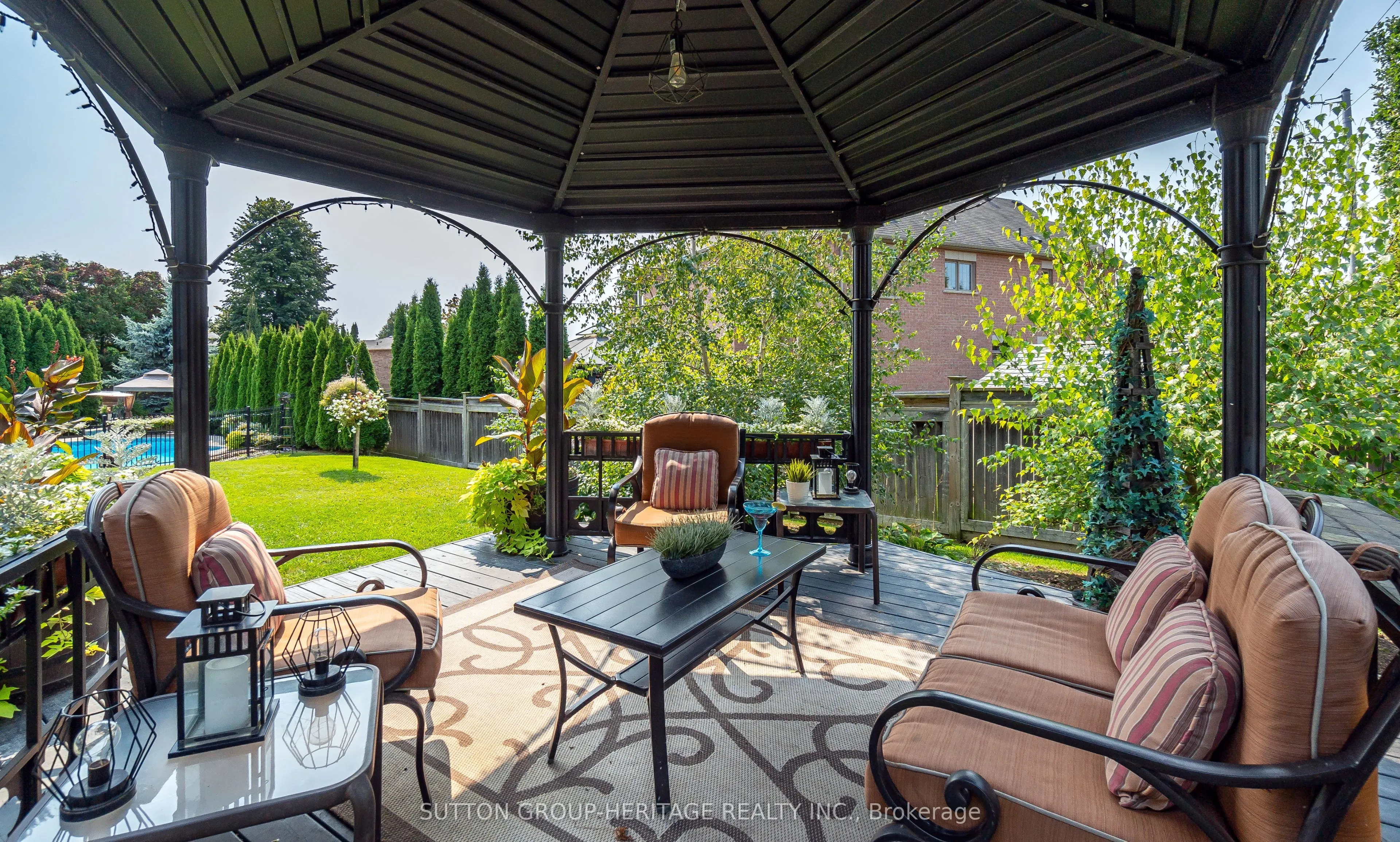 35 Pondmede Crescent
