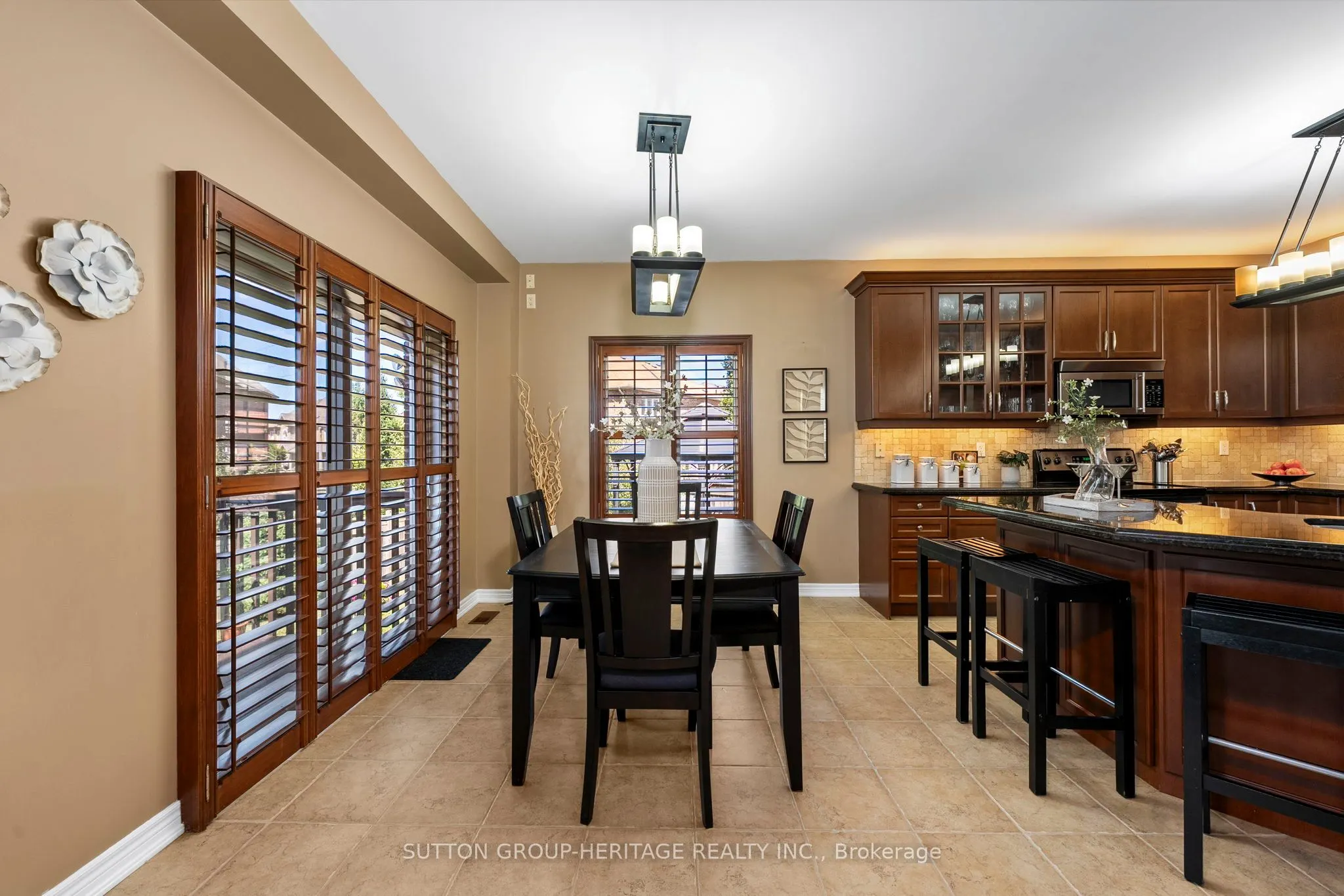 35 Pondmede Crescent