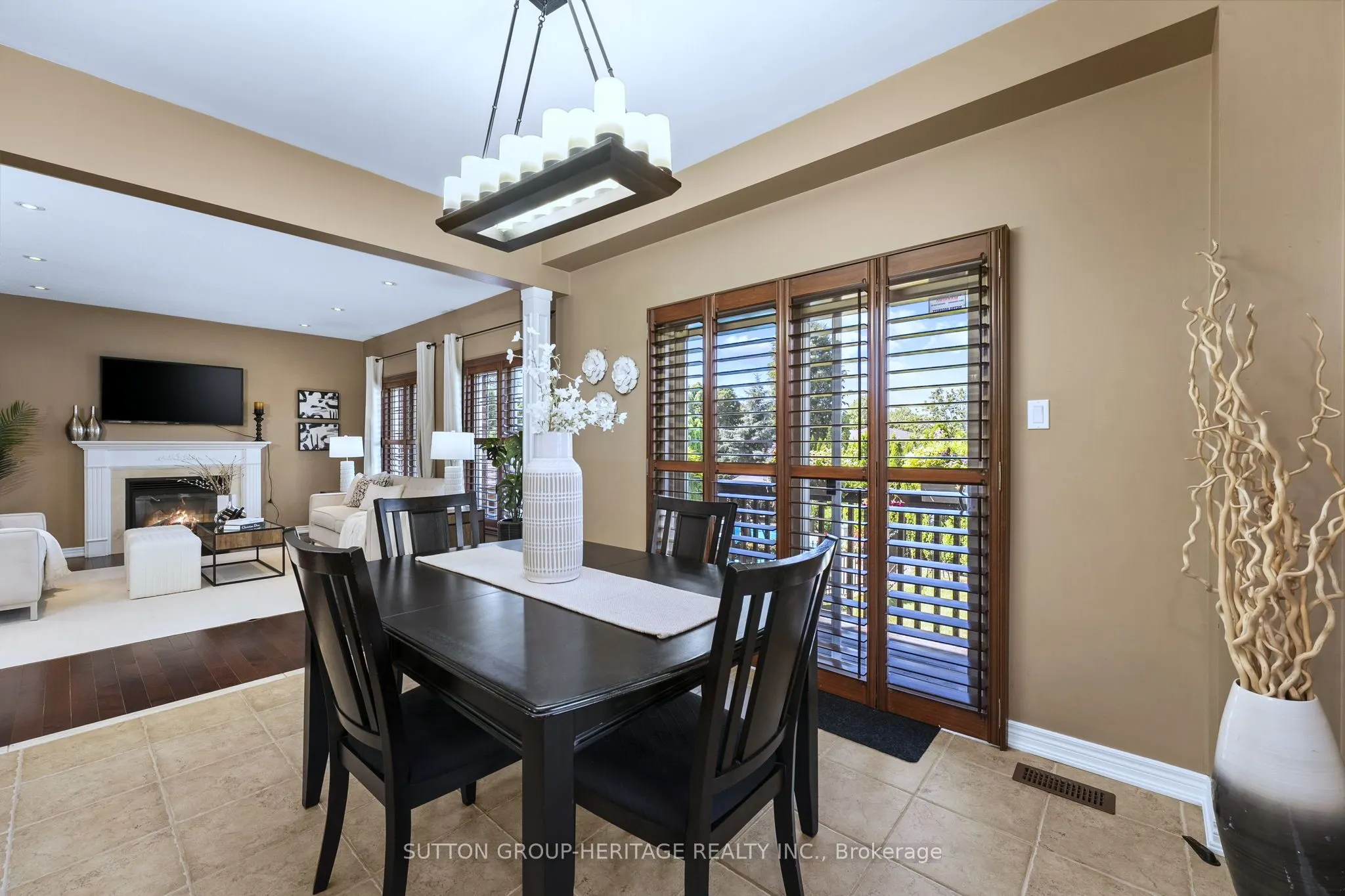 35 Pondmede Crescent
