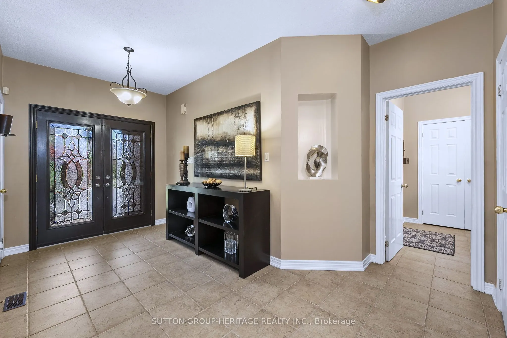 35 Pondmede Crescent
