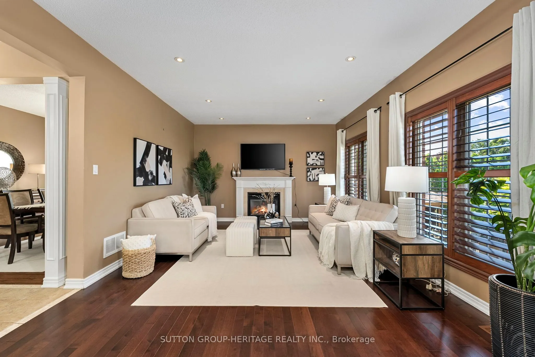 35 Pondmede Crescent