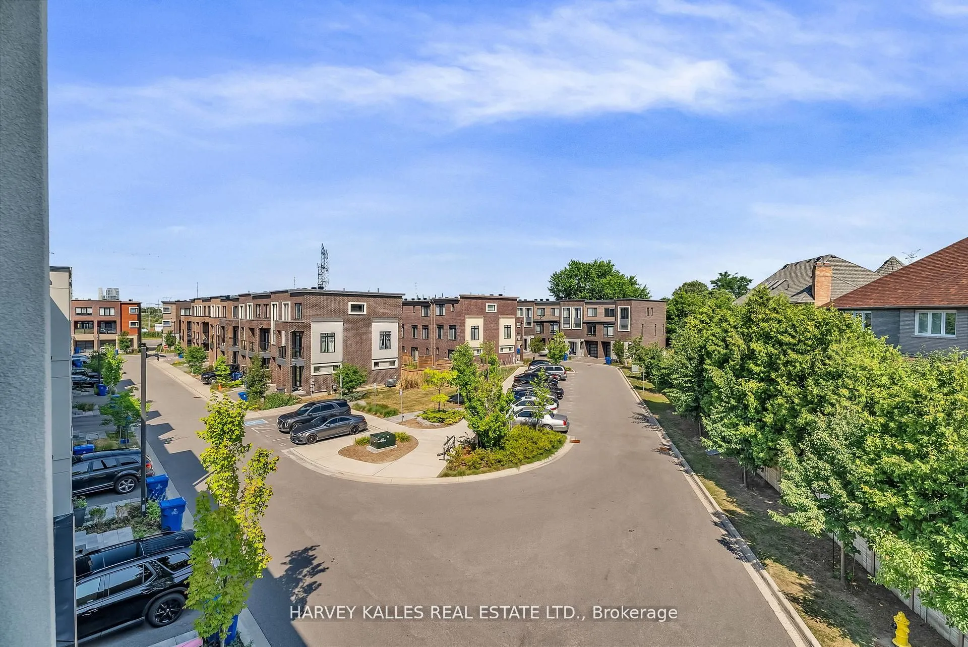 106 Moneypenny Place