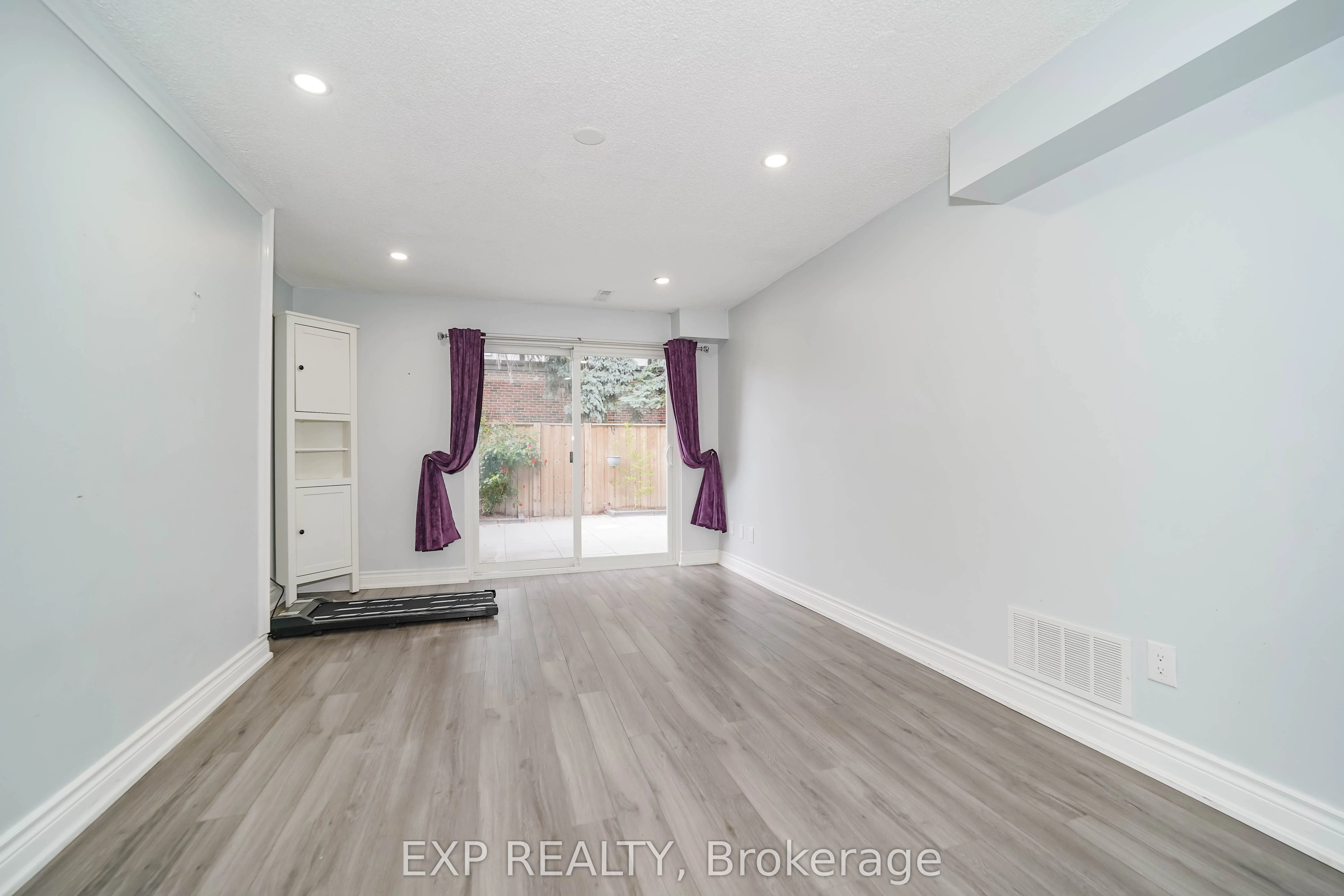 288 Simonston Boulevard, #30
