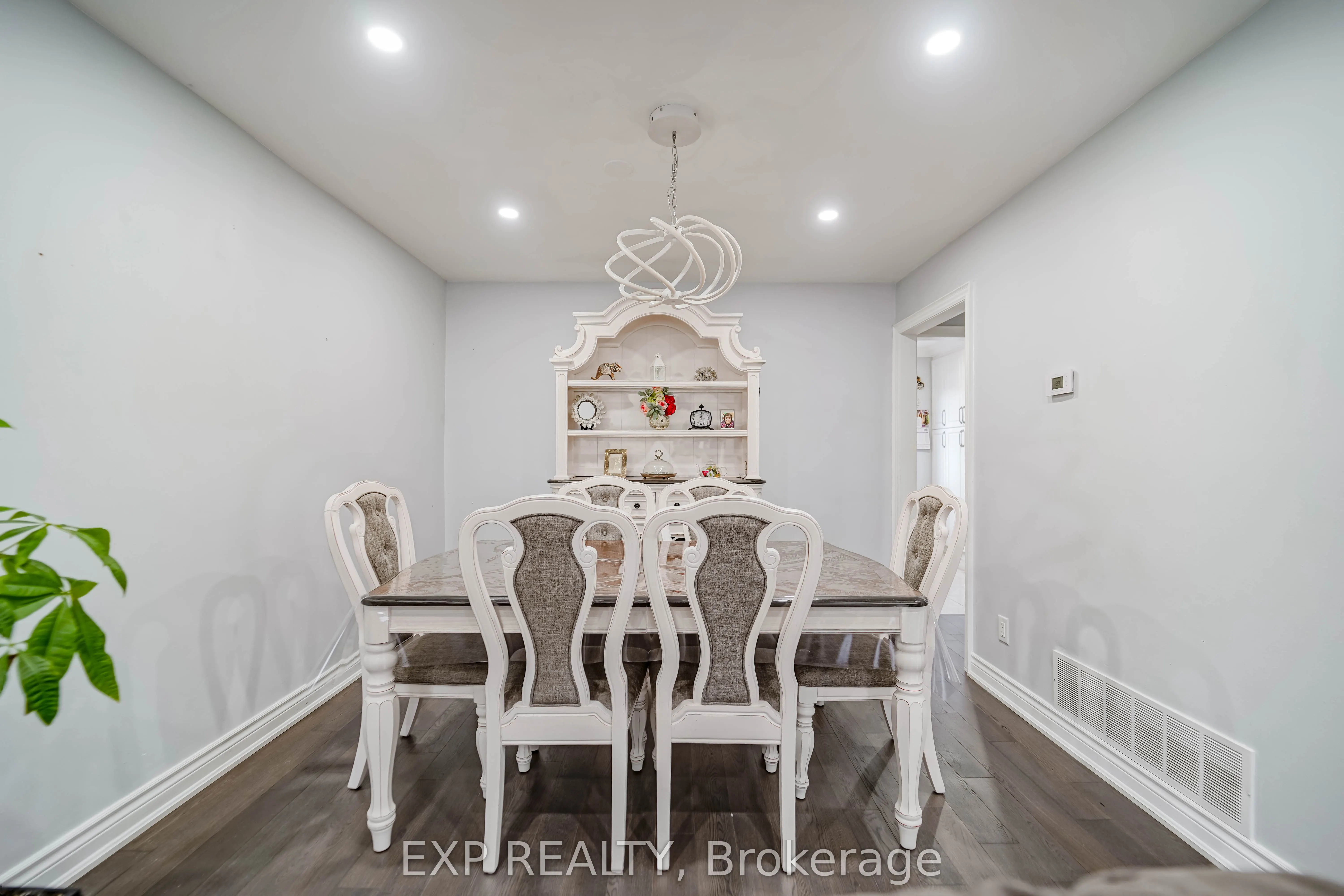 288 Simonston Boulevard, #30