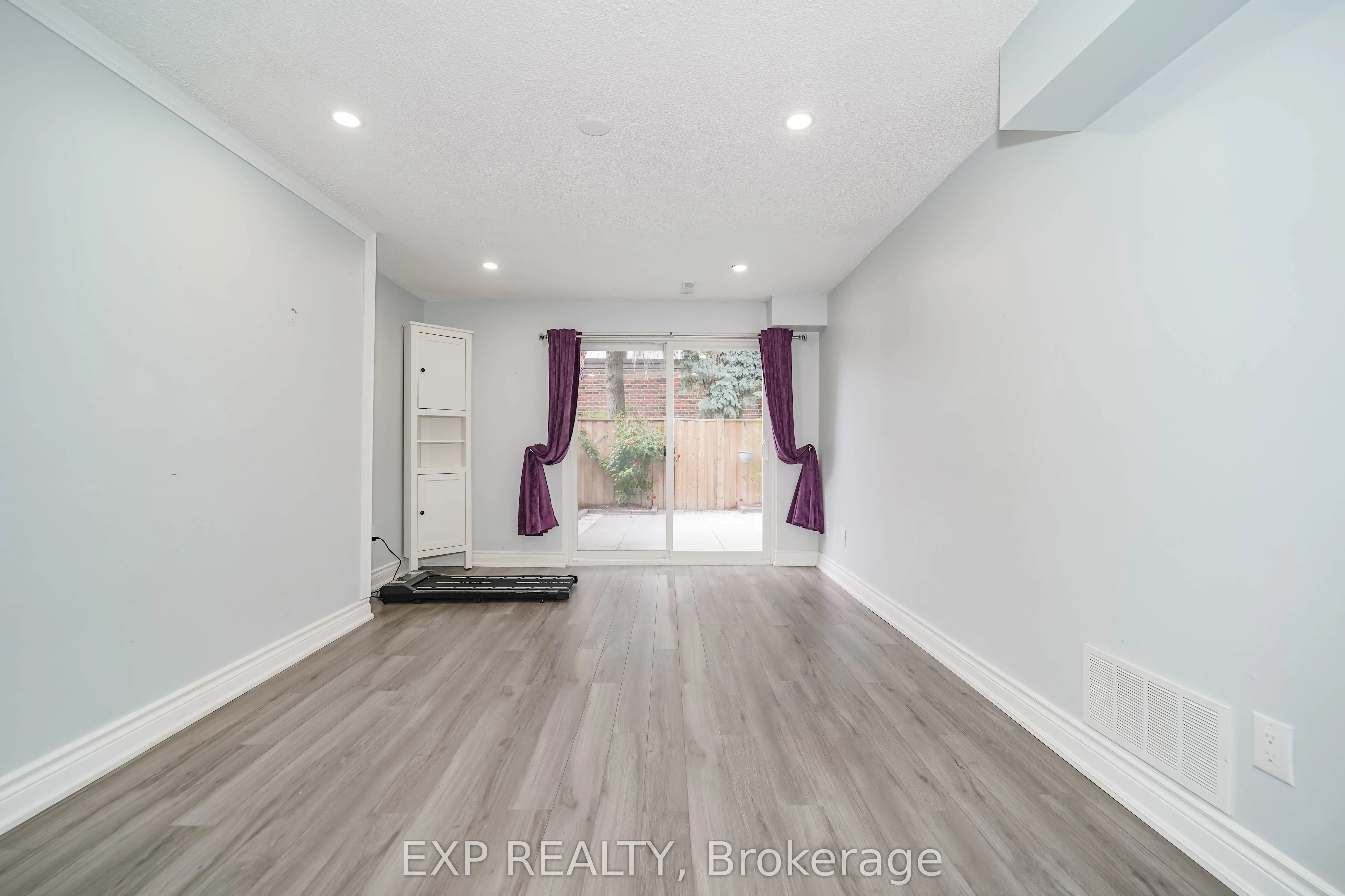 288 Simonston Boulevard, #30