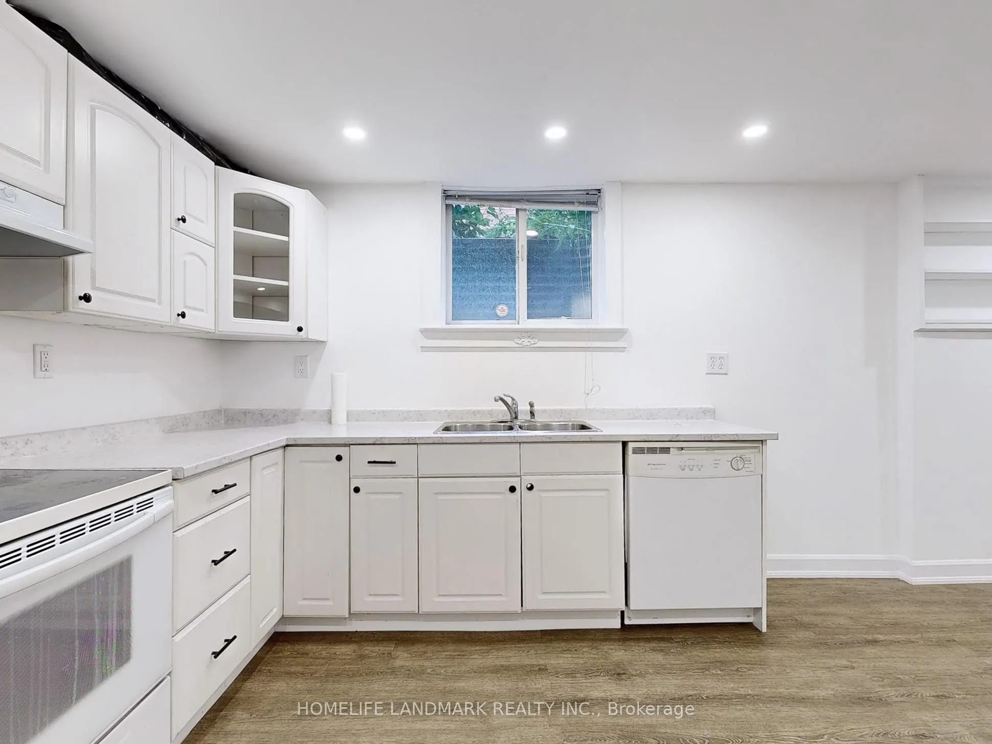 58 London Road, #Basement