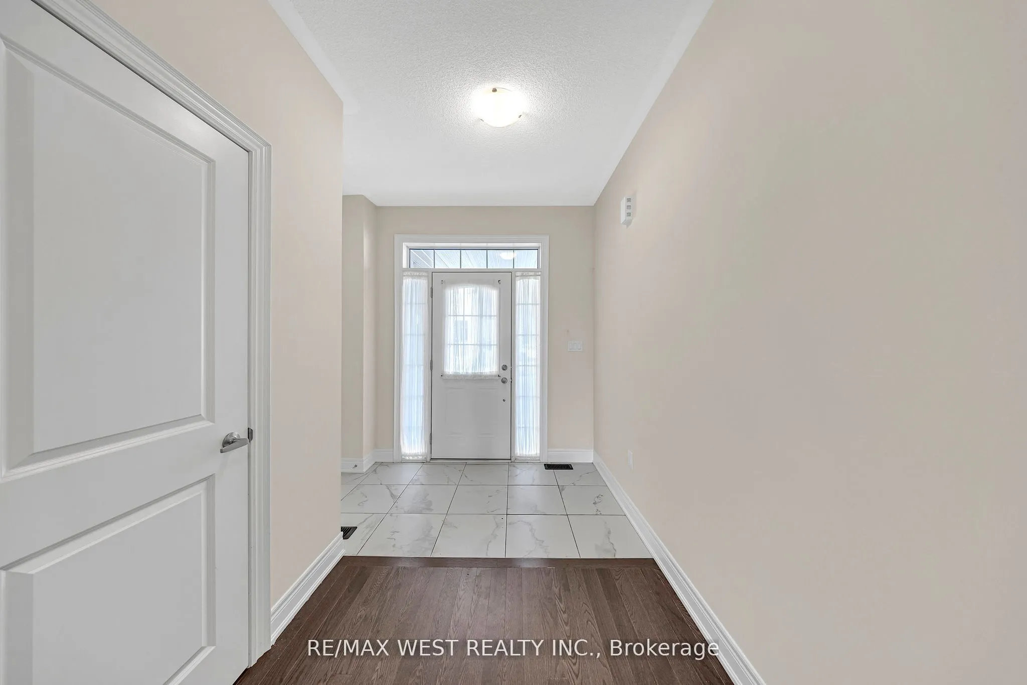8 Andress Way