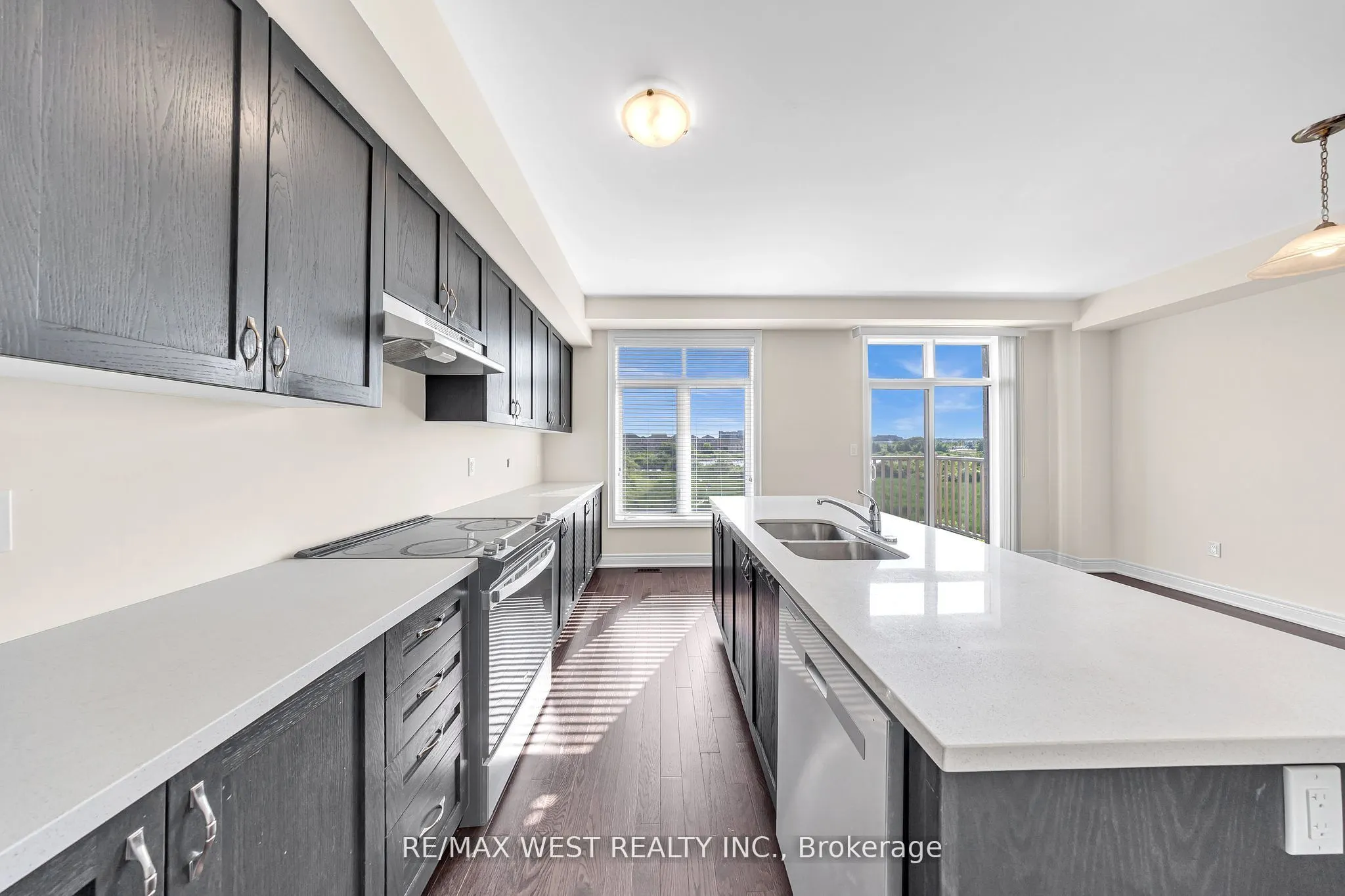 8 Andress Way