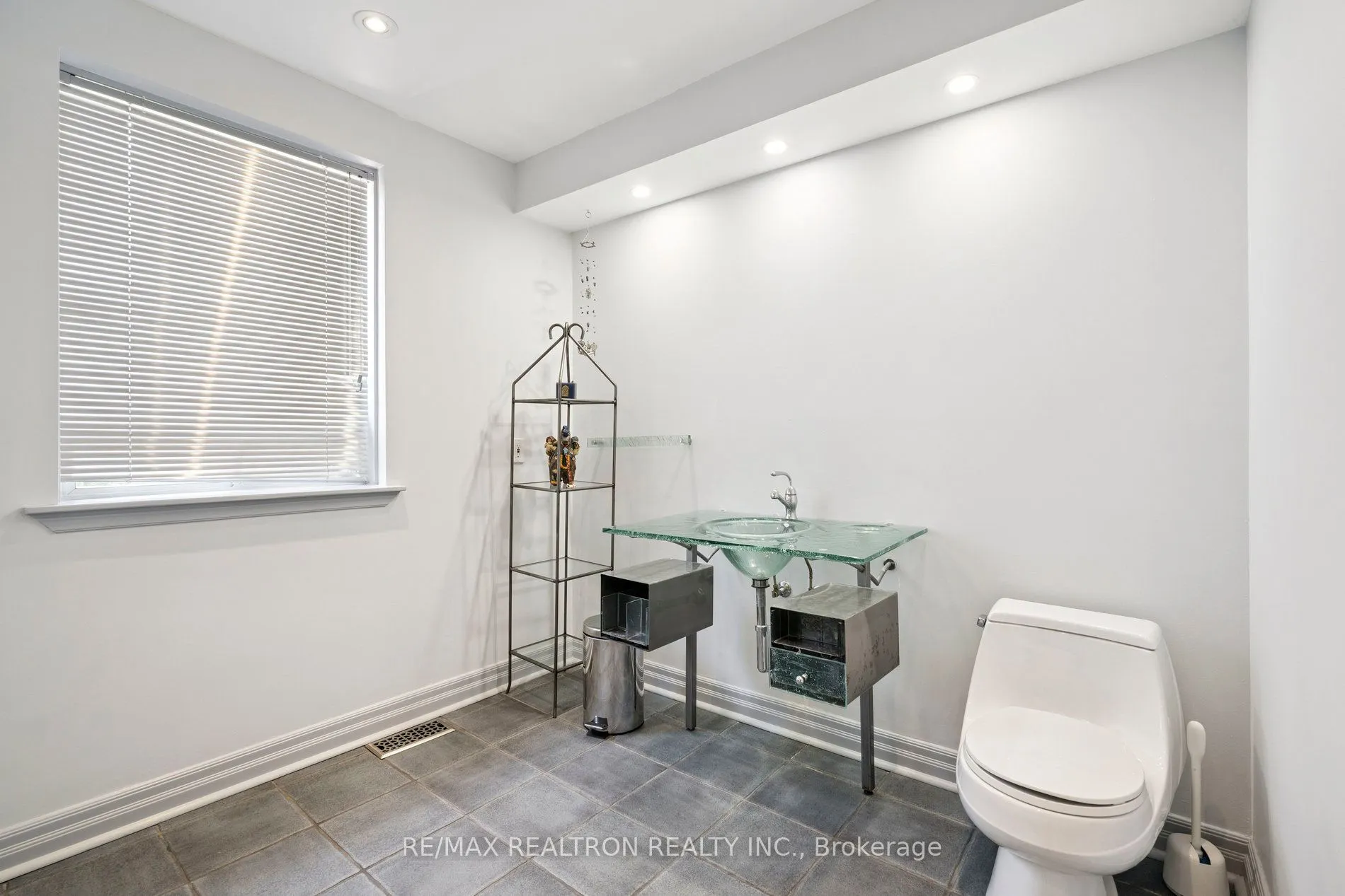 72 Walmer Road