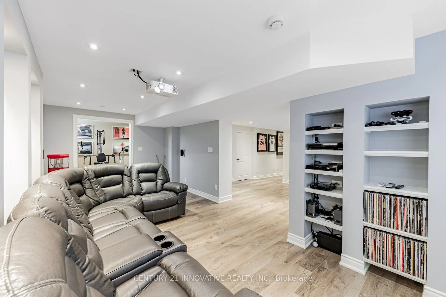 7 Stonechurch Crescent