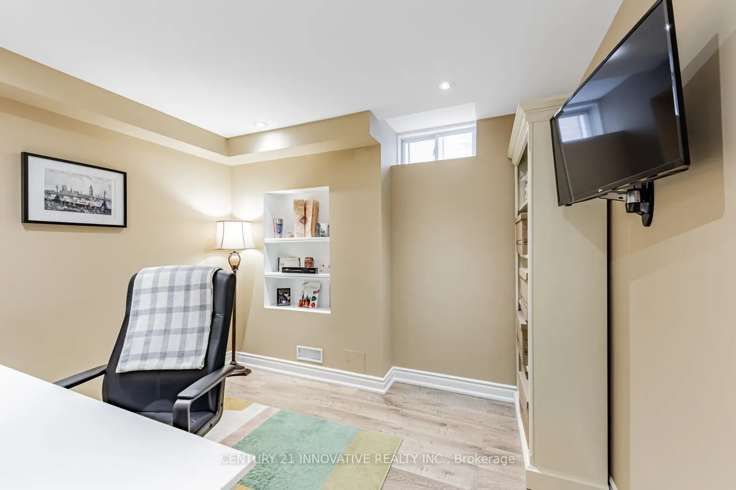 7 Stonechurch Crescent