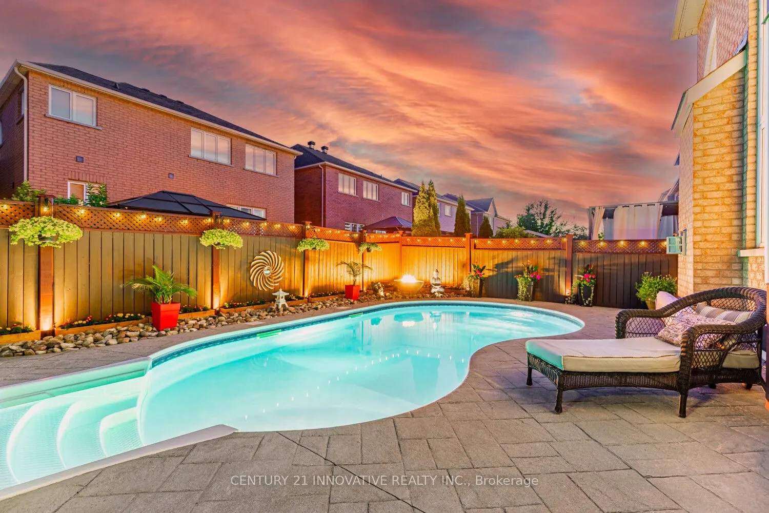 7 Stonechurch Crescent