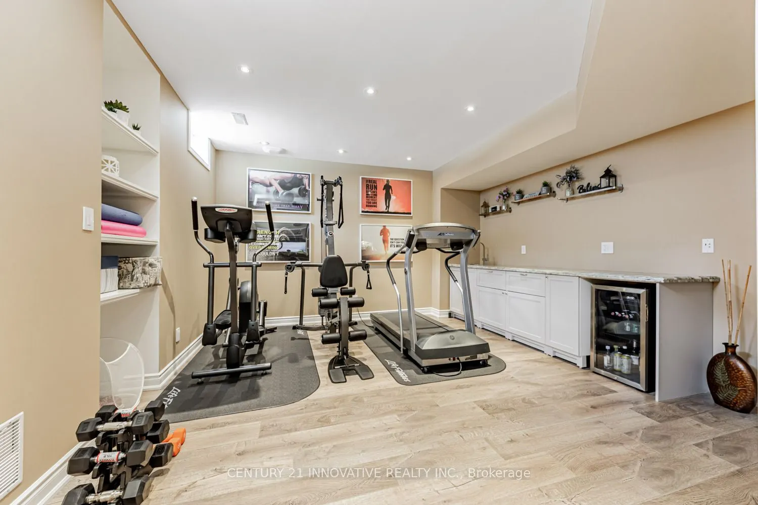 7 Stonechurch Crescent