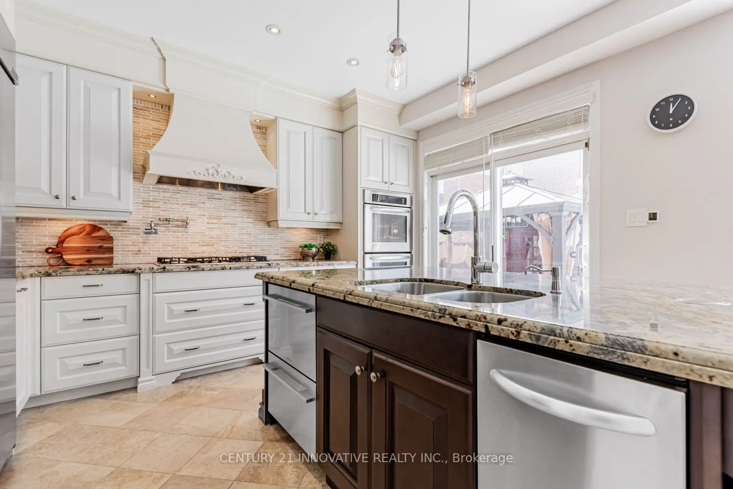 7 Stonechurch Crescent