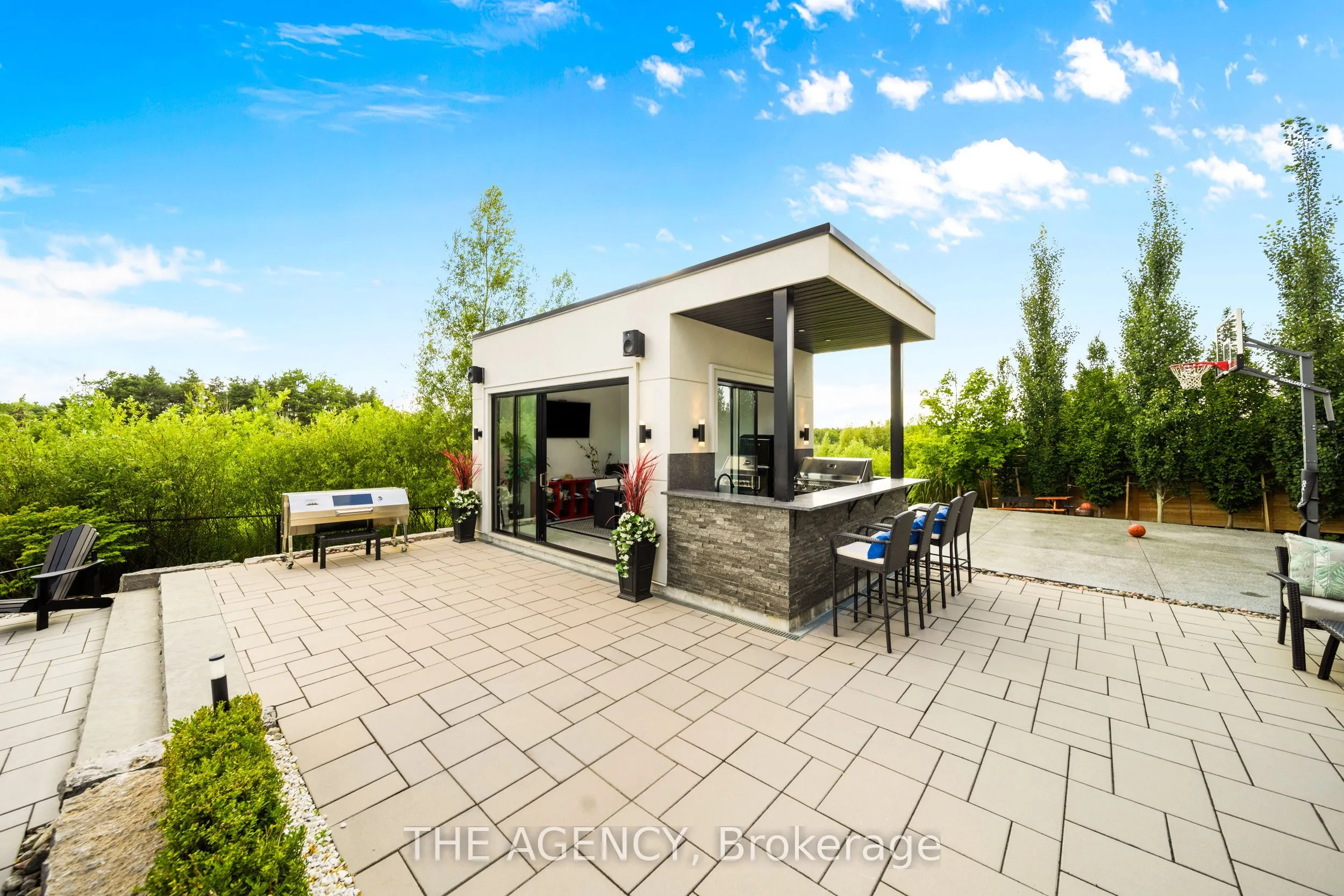36 Chuck Ormsby Crescent