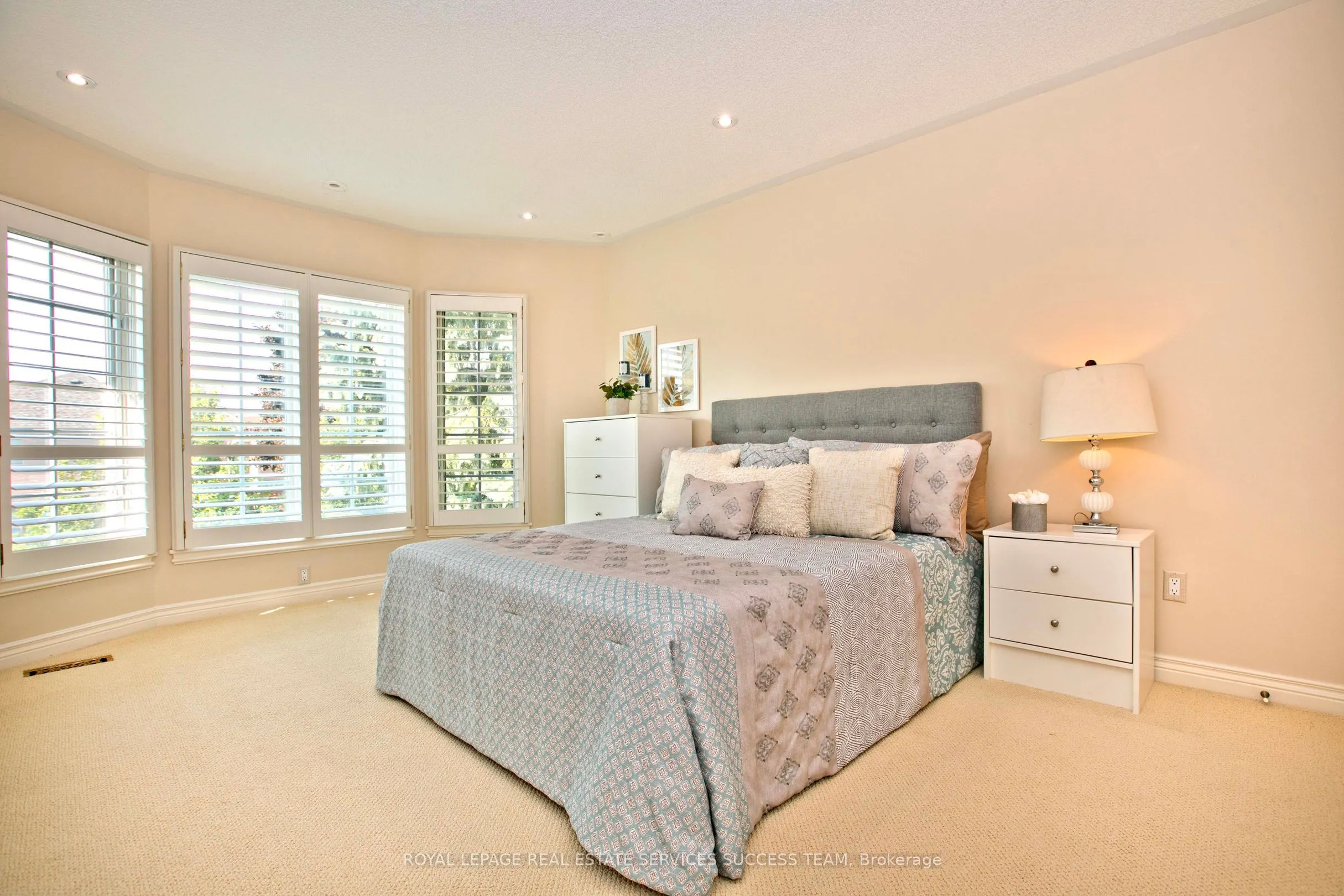 37 Heatherwood Crescent