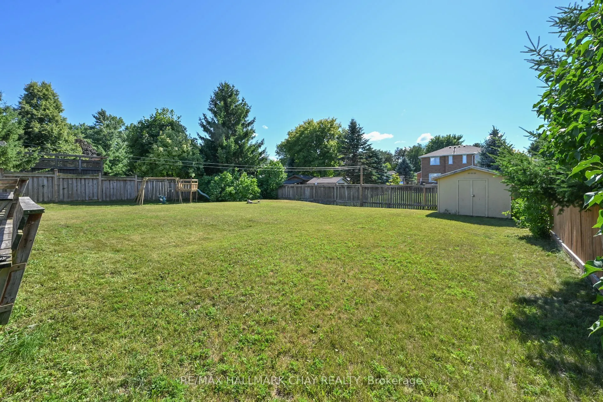 16 Brian Crescent