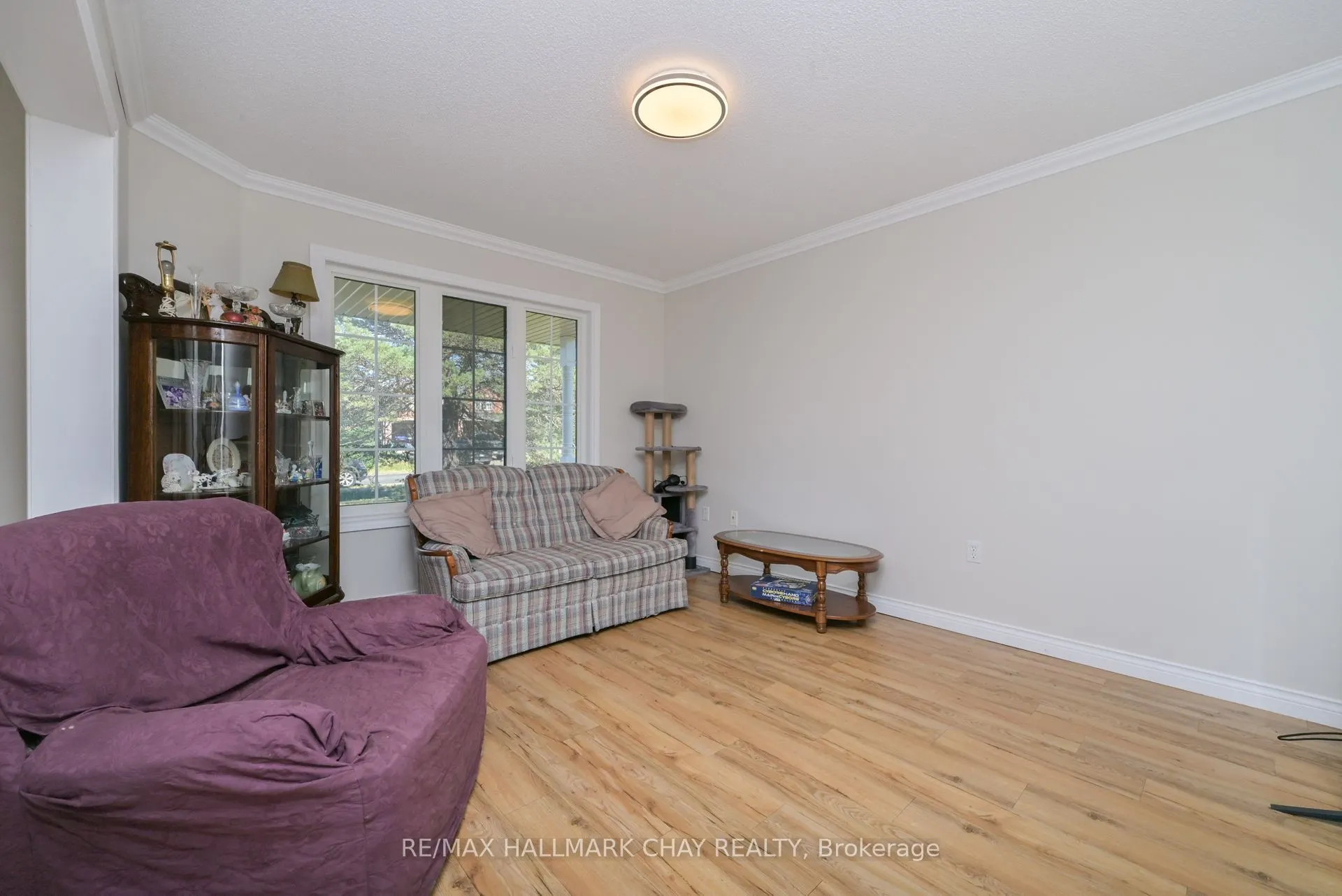 16 Brian Crescent