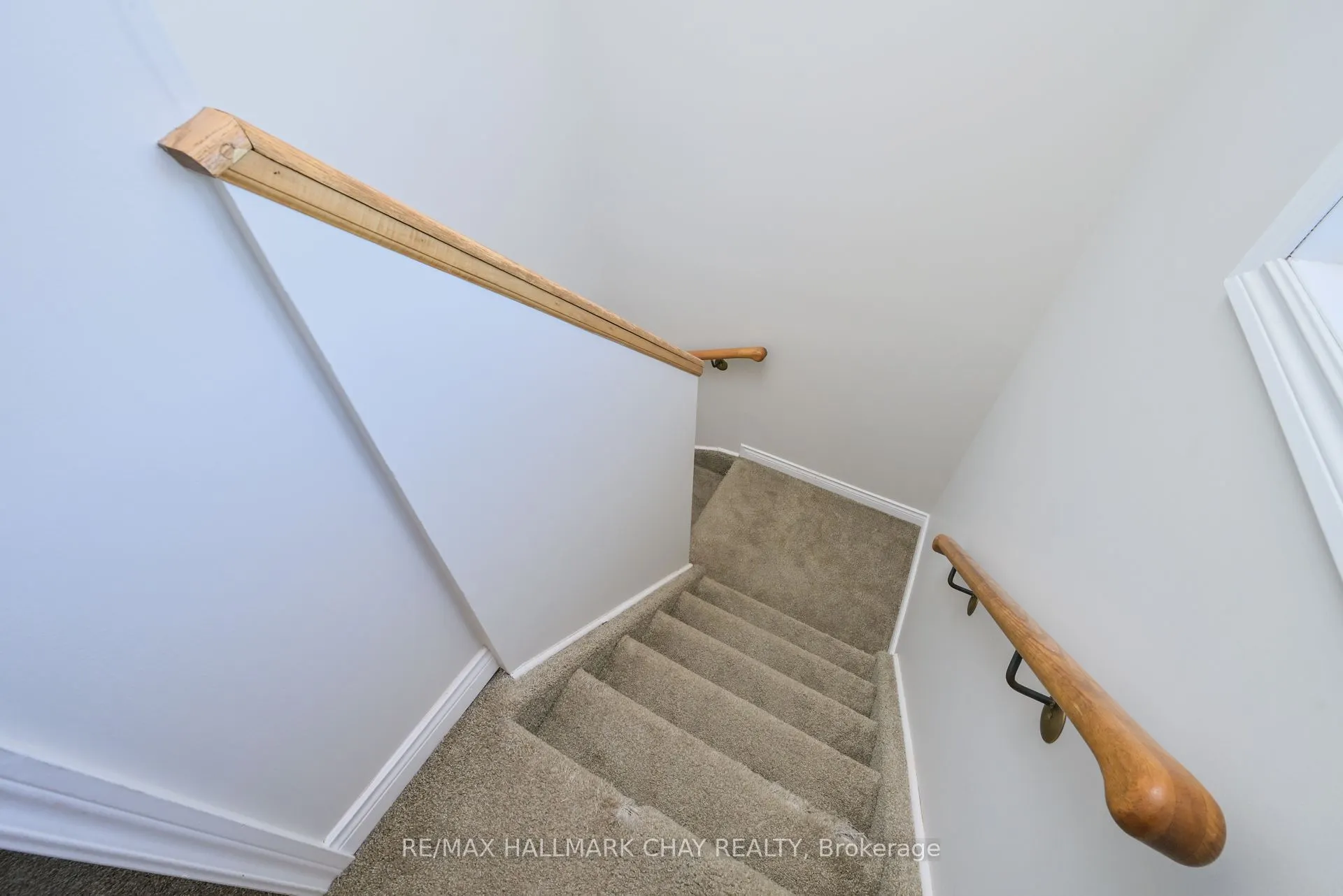 16 Brian Crescent