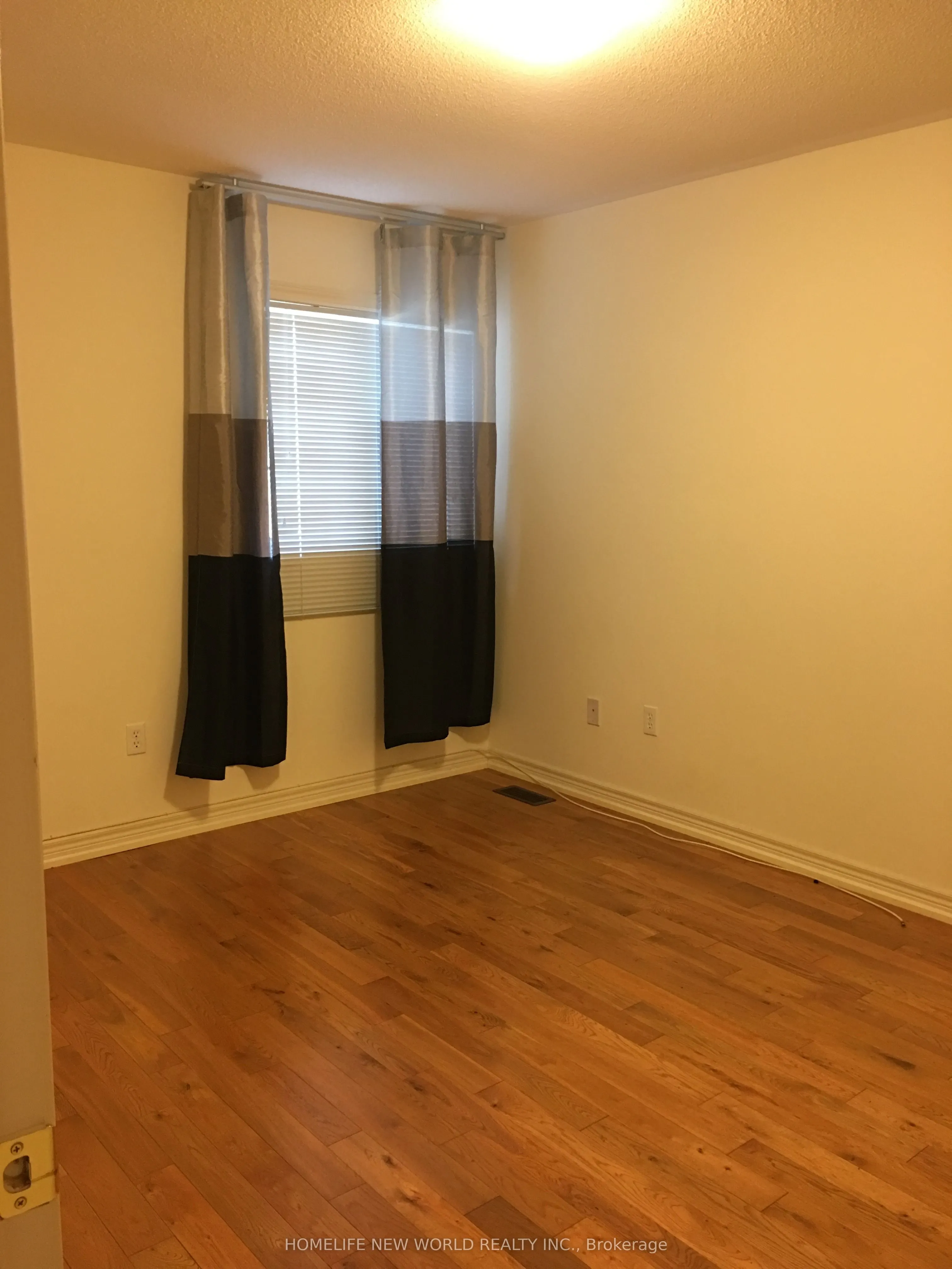 21 Aikenhead Avenue