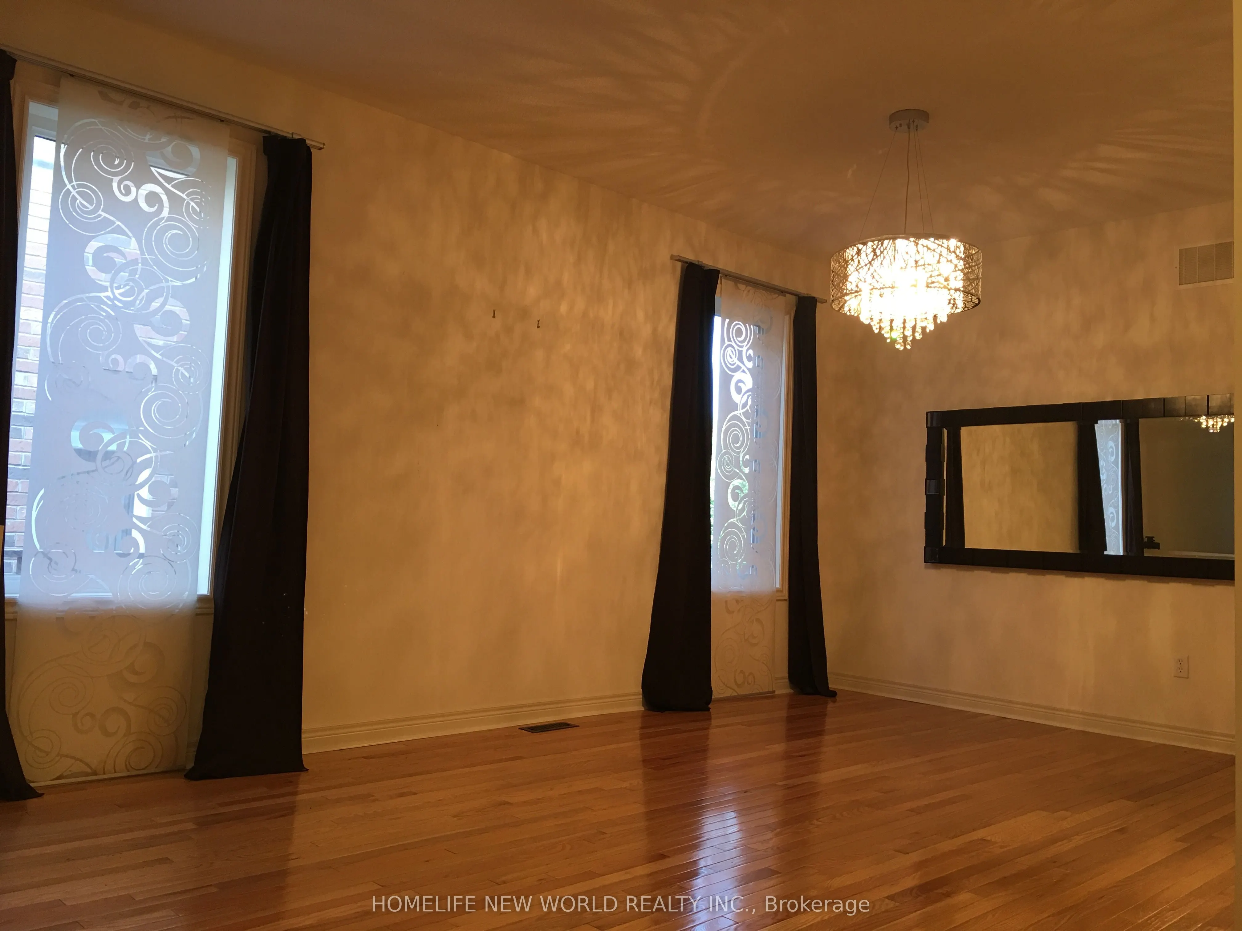 21 Aikenhead Avenue