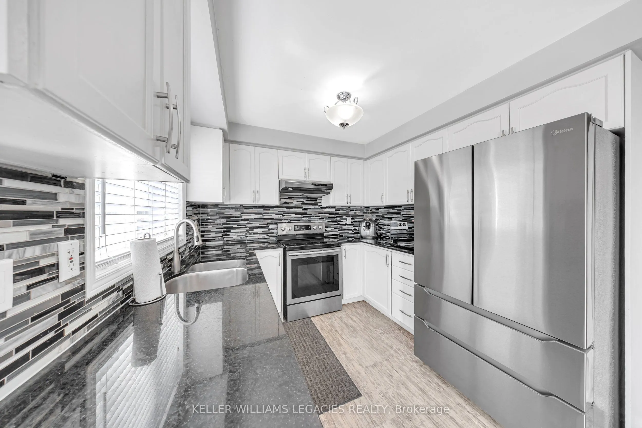 11 Neuchatel Avenue