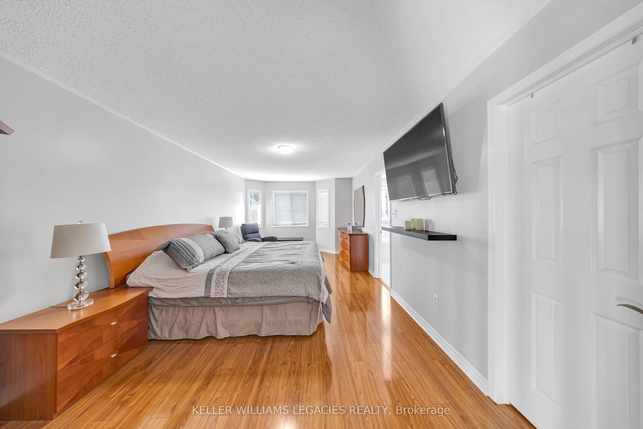 11 Neuchatel Avenue
