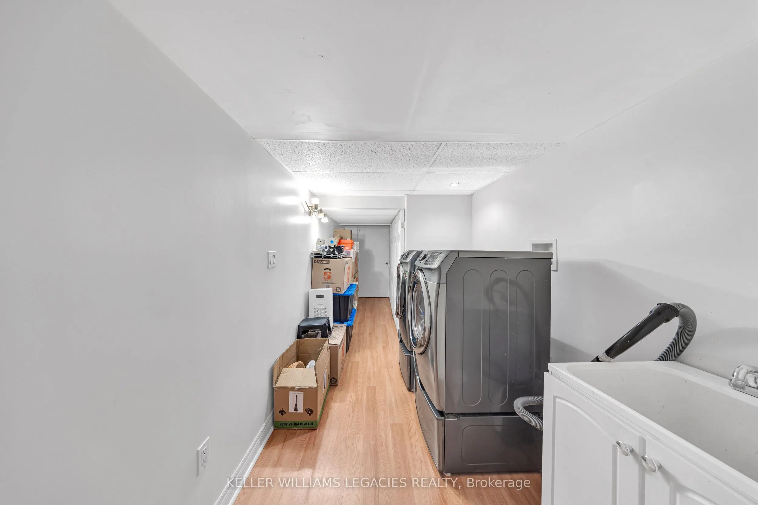 11 Neuchatel Avenue