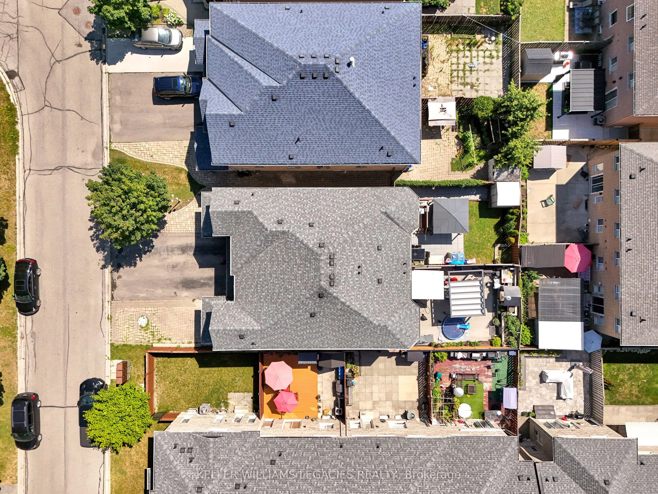 11 Neuchatel Avenue