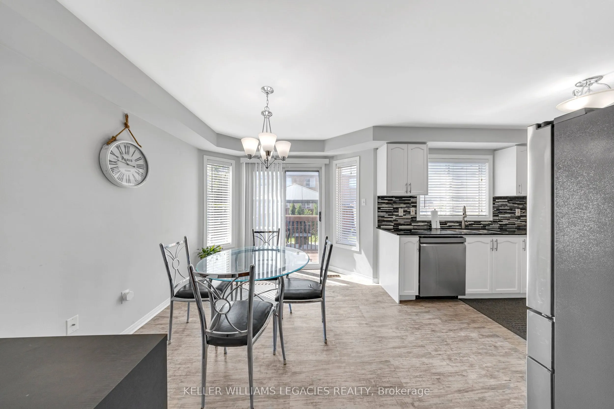 11 Neuchatel Avenue