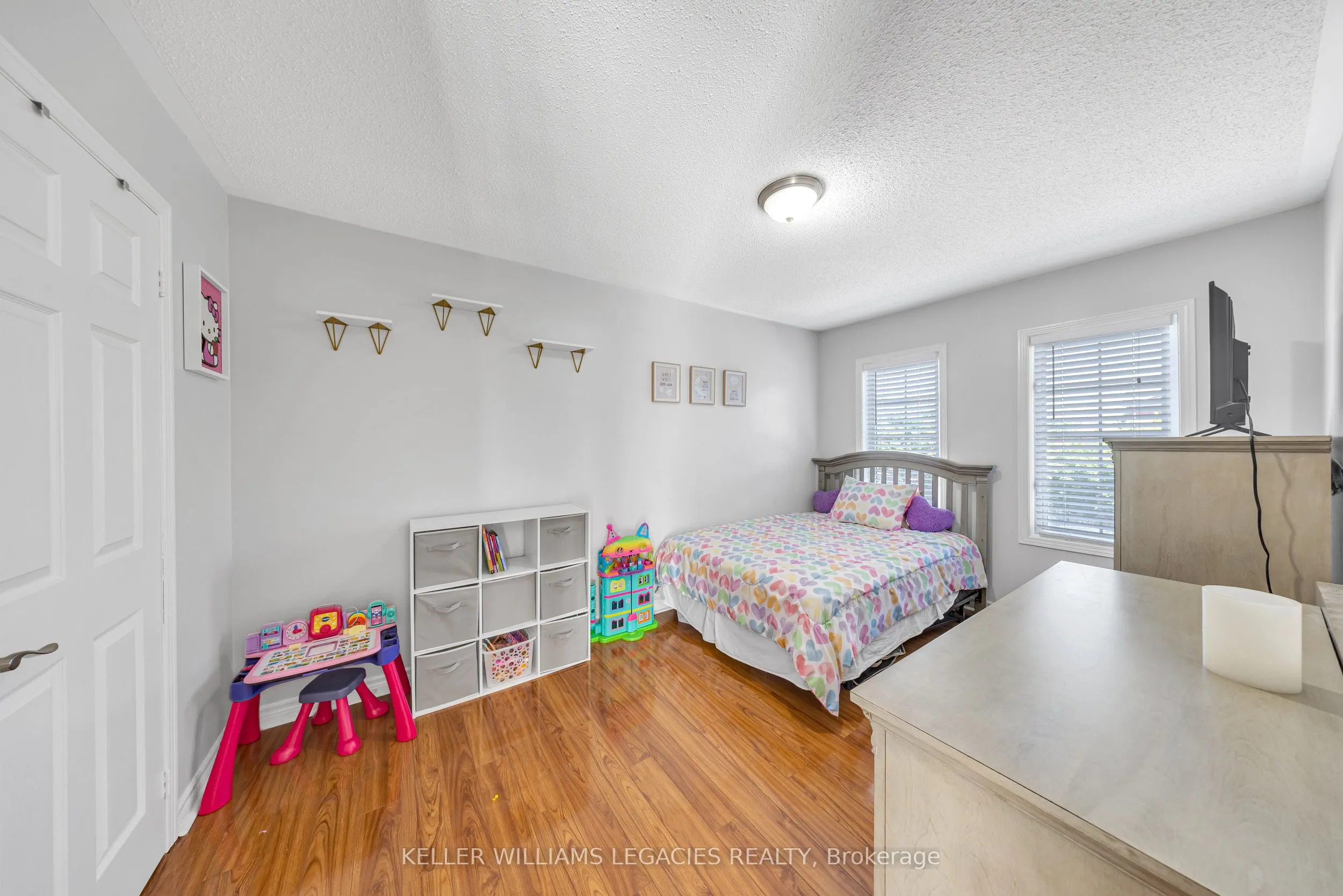 11 Neuchatel Avenue