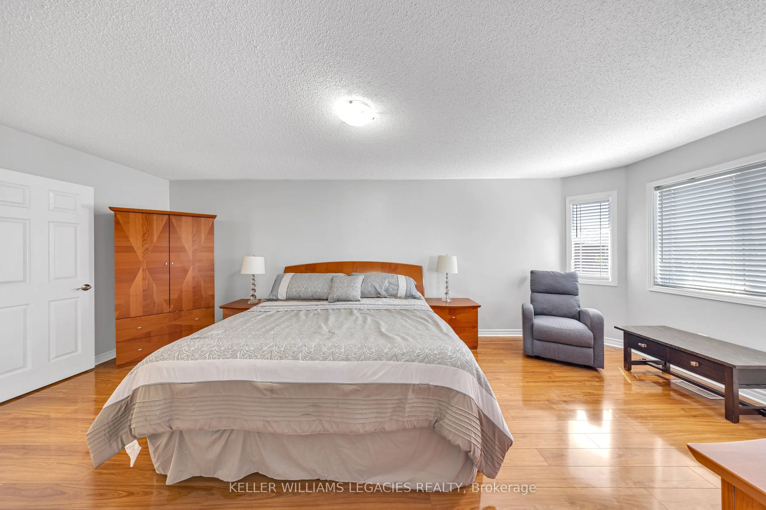 11 Neuchatel Avenue