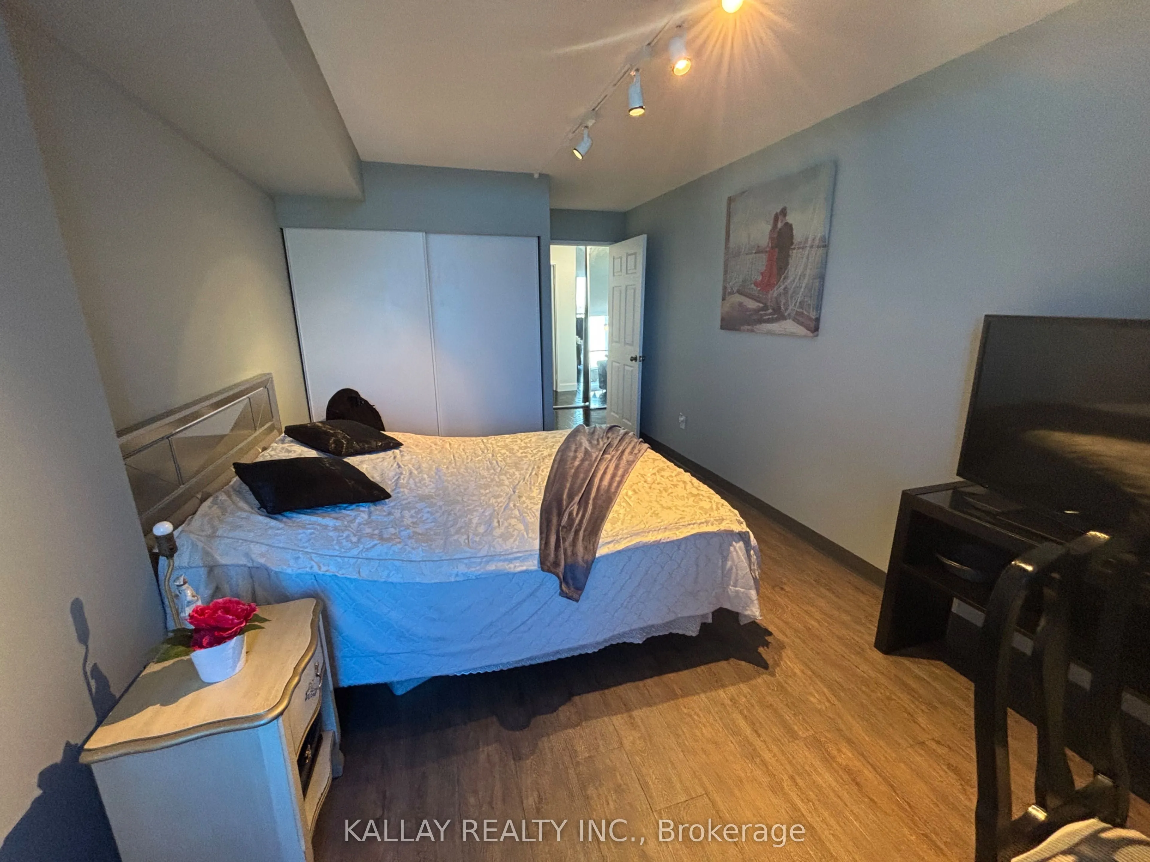 7300 Yonge Street, #1505