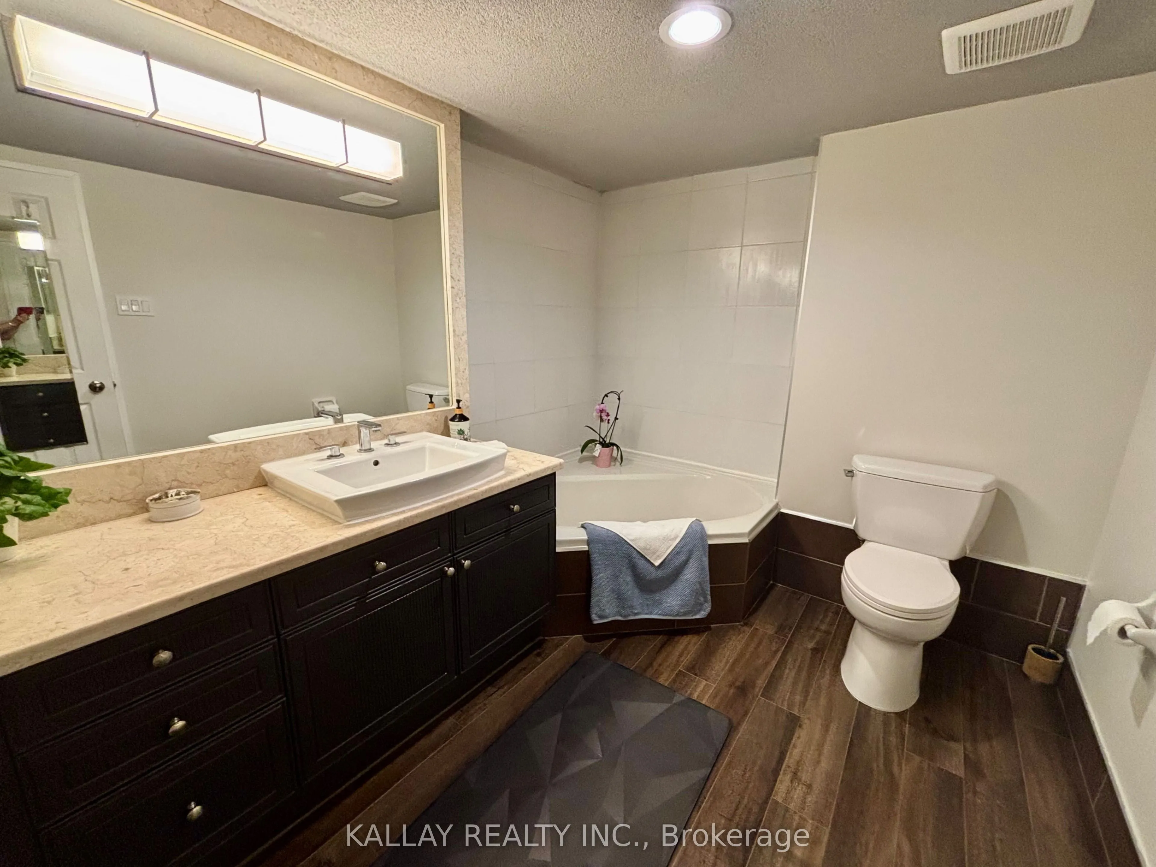 7300 Yonge Street, #1505