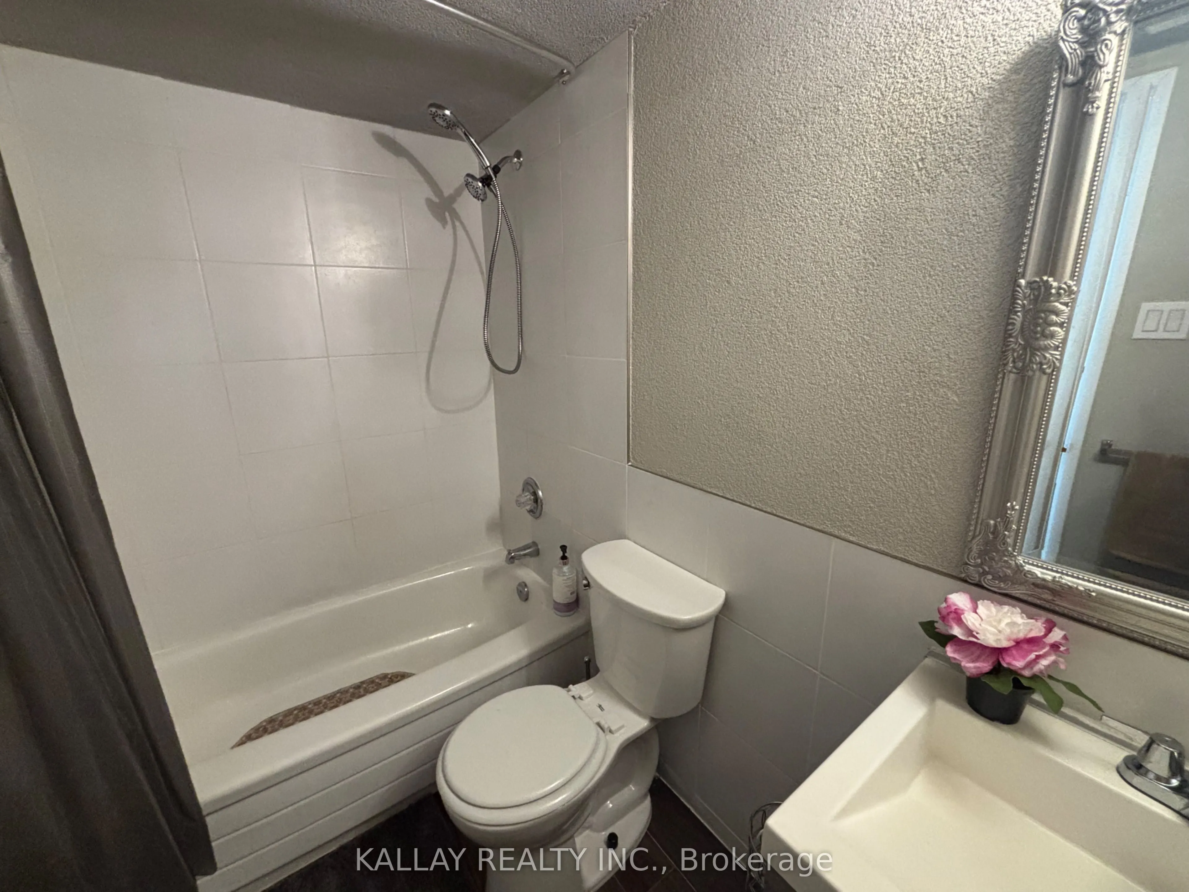 7300 Yonge Street, #1505