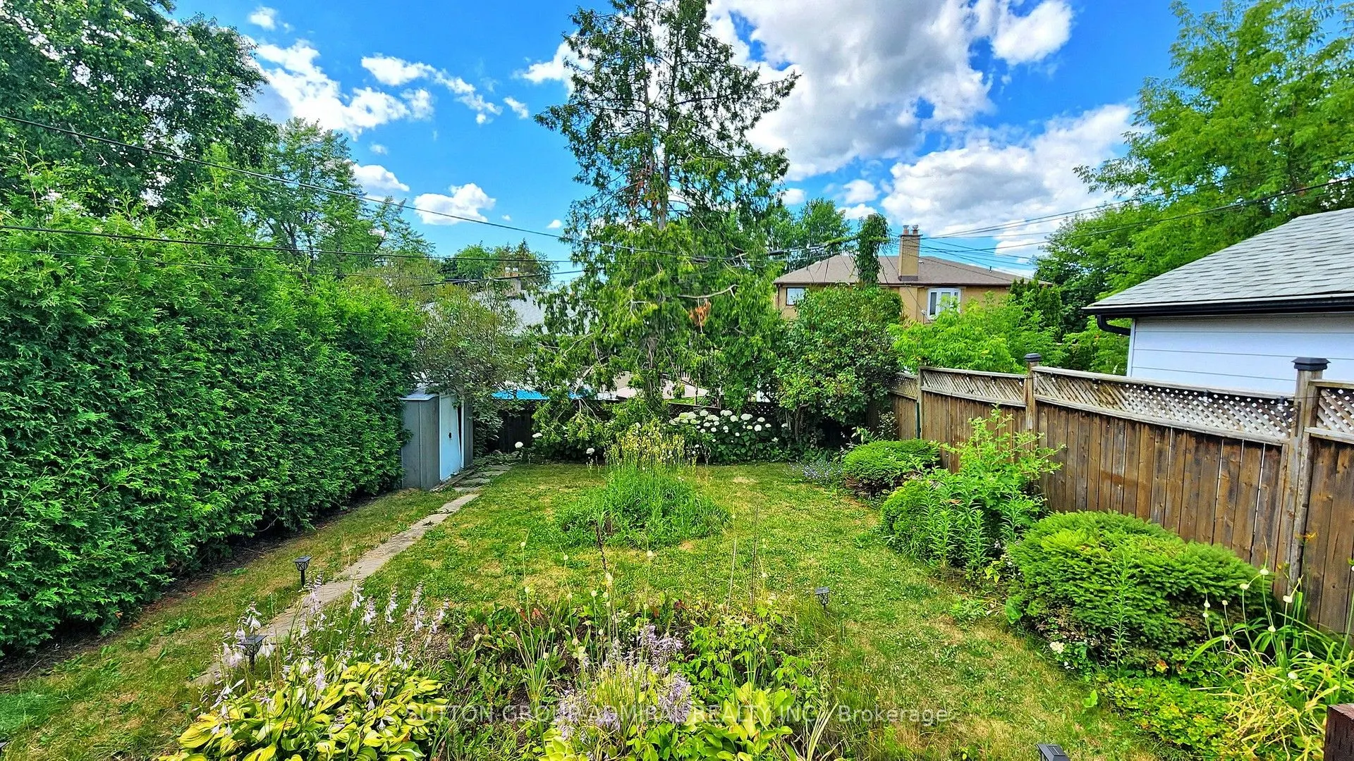 26 Davis Road
