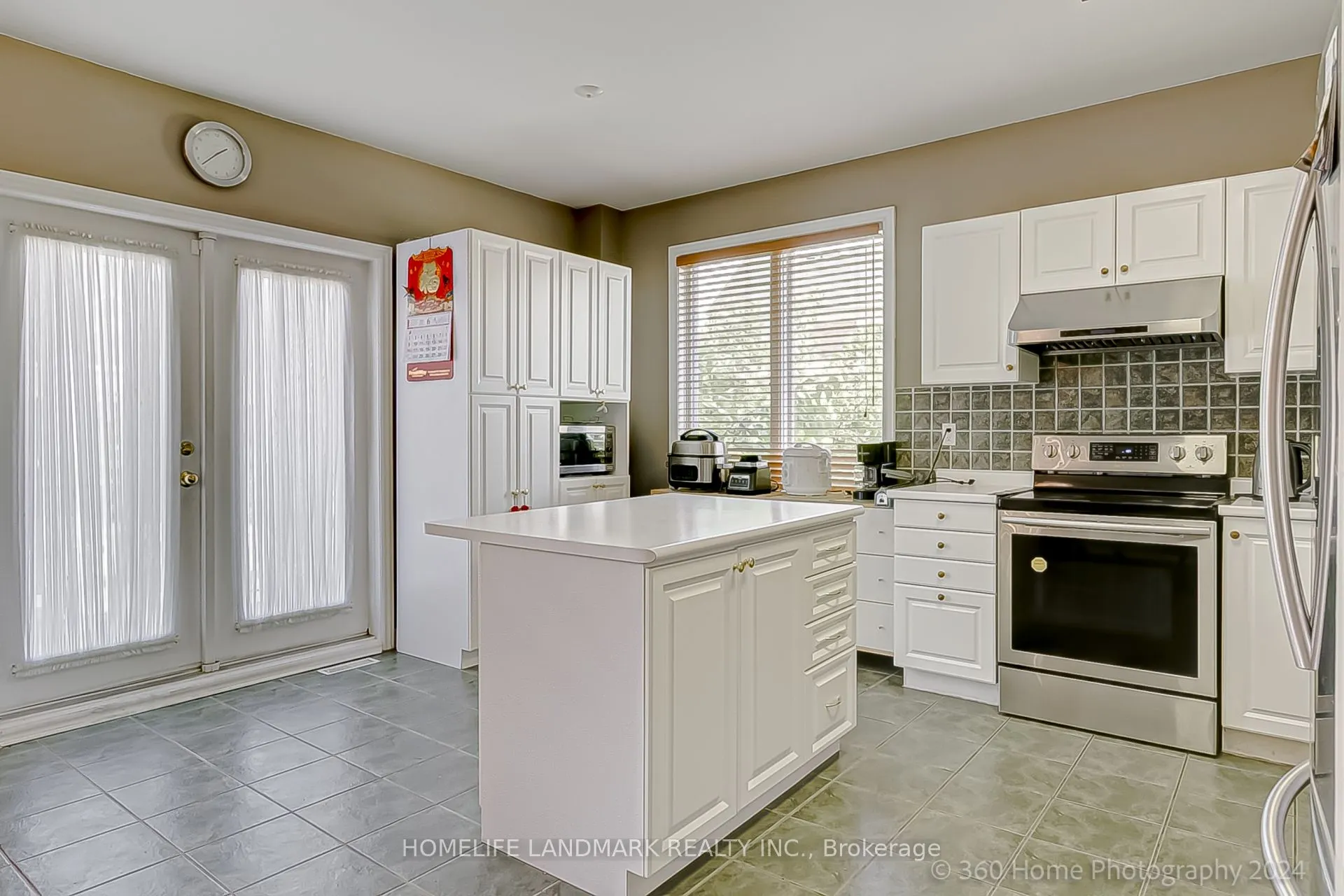 189 Leitchcroft Crescent