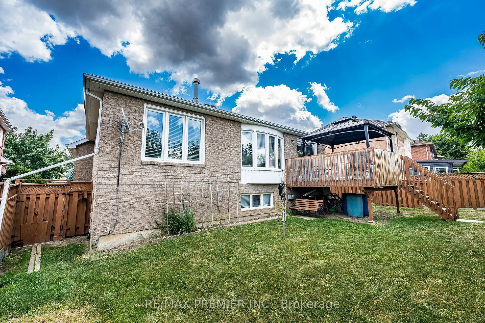 457 Glenkindie Avenue